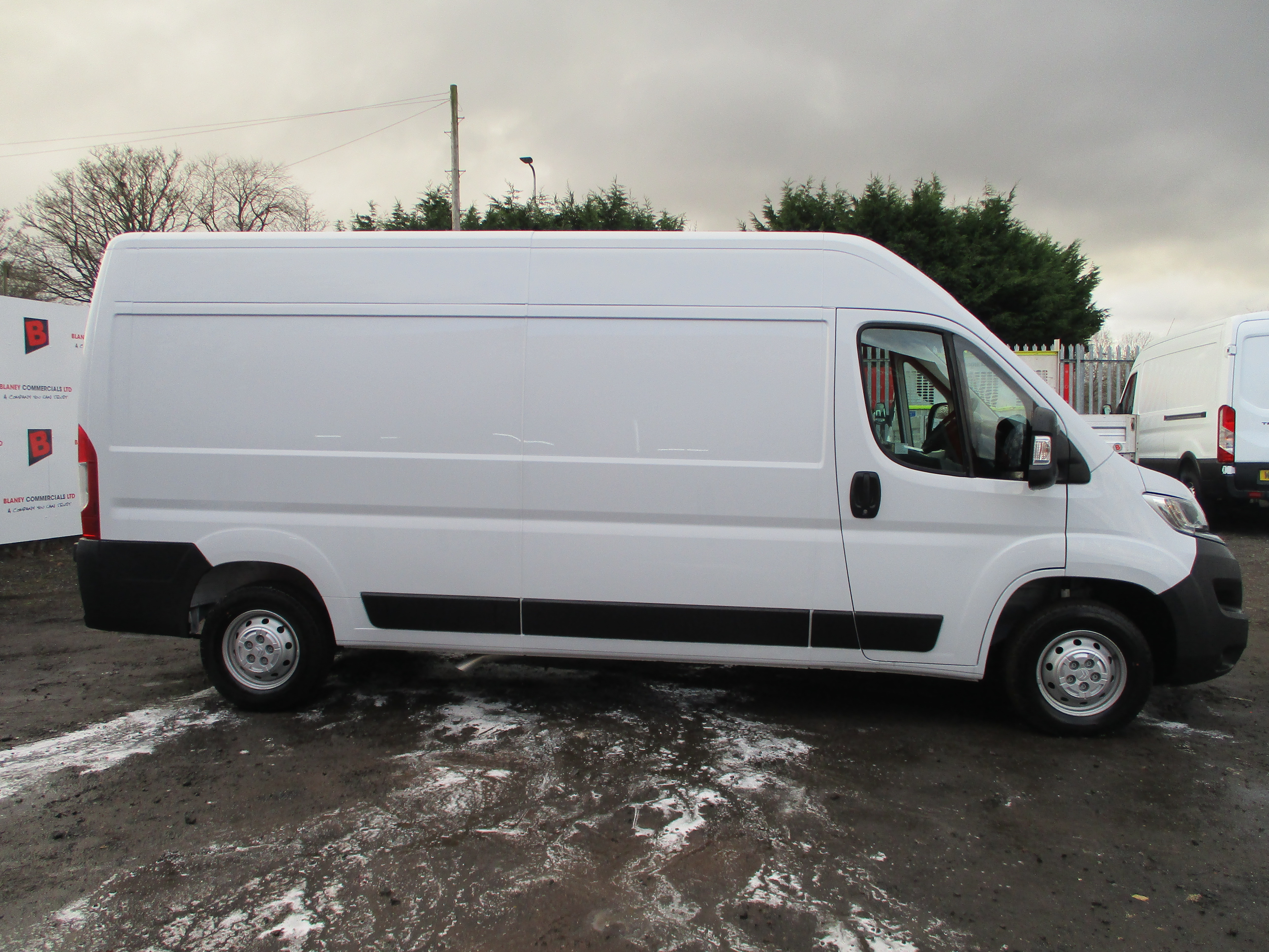 Citroen Relay 35 2.2 BlueHDi 140PS L3H2 Enterprise (Pre Registered)