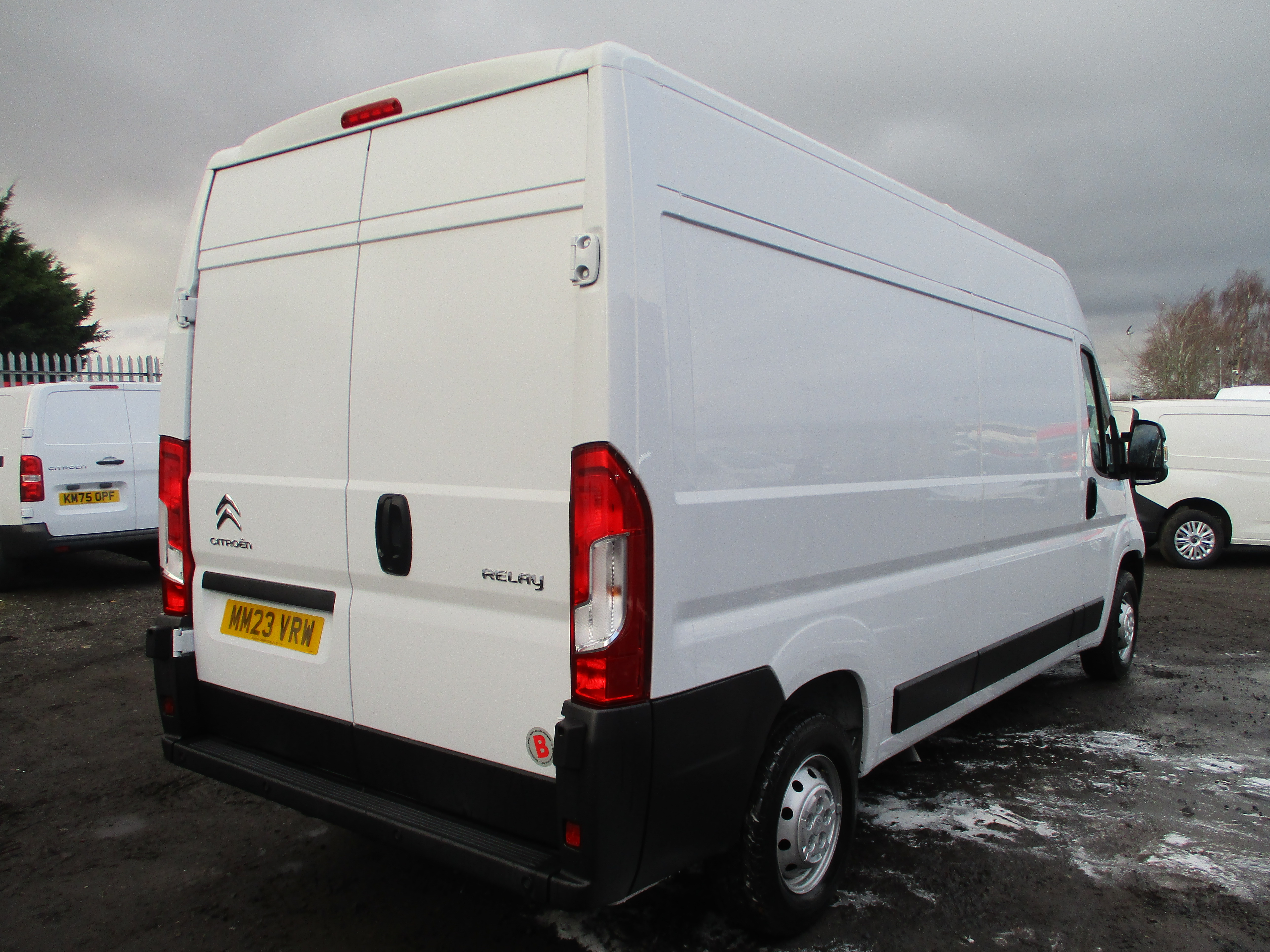 Citroen Relay 35 2.2 BlueHDi 140PS L3H2 Enterprise (Pre Registered)