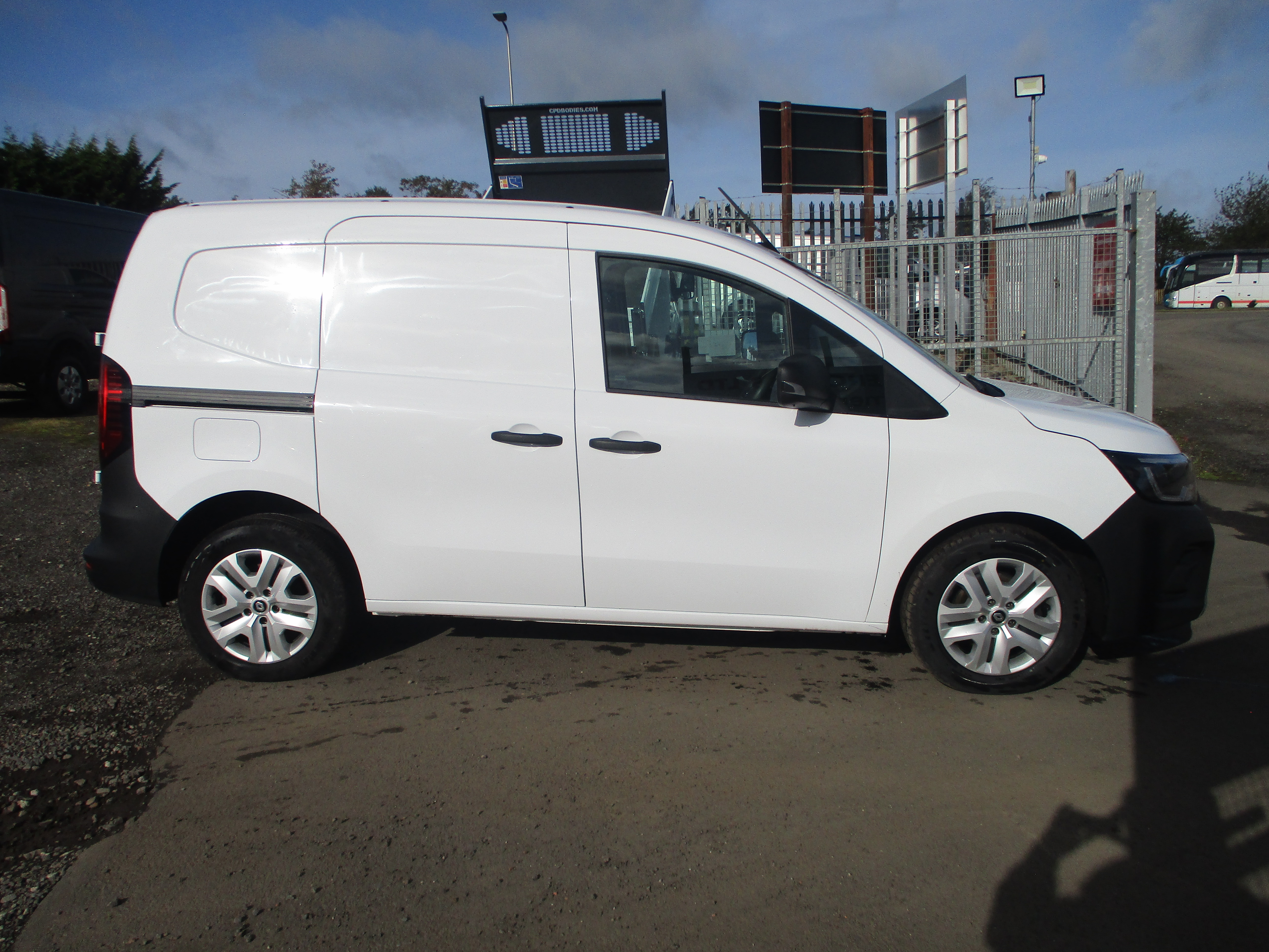 Renault Kangoo ML19 L1 1.5 Blue dCi 95 Advance Panel Van (ONE OWNER FROM NEW)