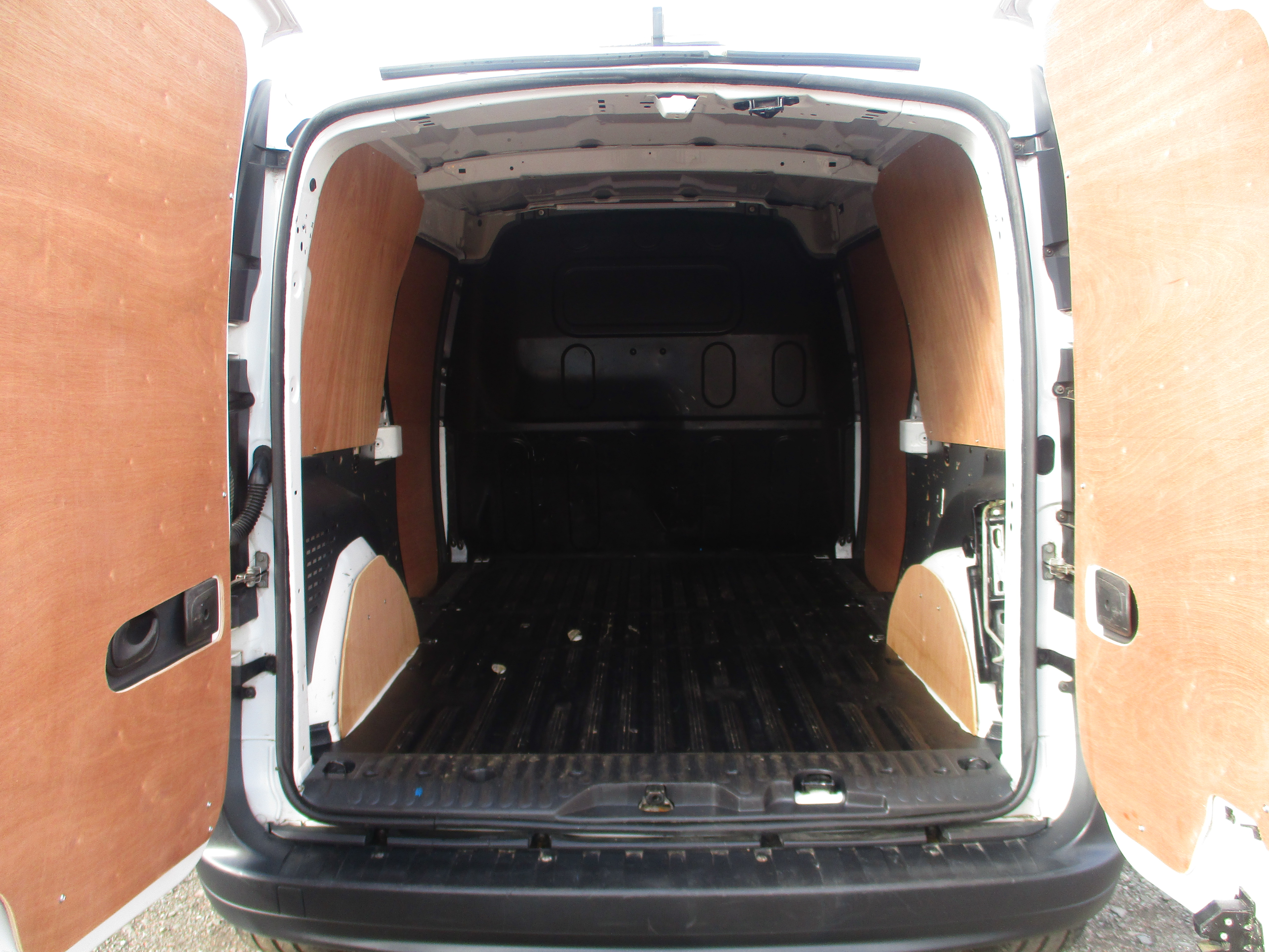 Mercedes Benz Citan 109CDi Blueefficiency EXTRA Long Panel Van CRUISE CONTROL & TWIN SIDE LOADING DOORS