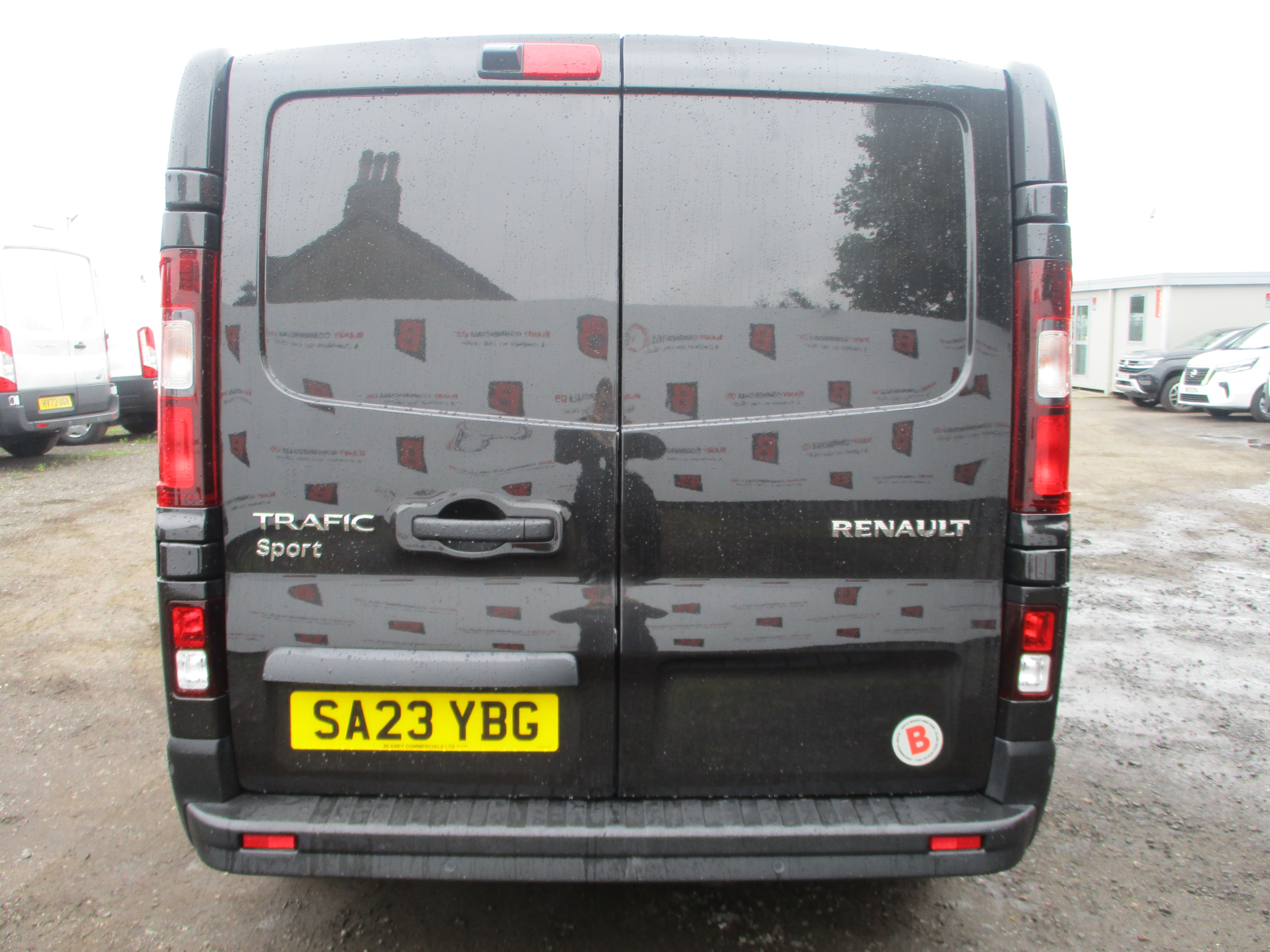 Renault Trafic SL28 Blue dCi 130PS Sport Van (FULL SERVICE HISTORY FROM NEW)