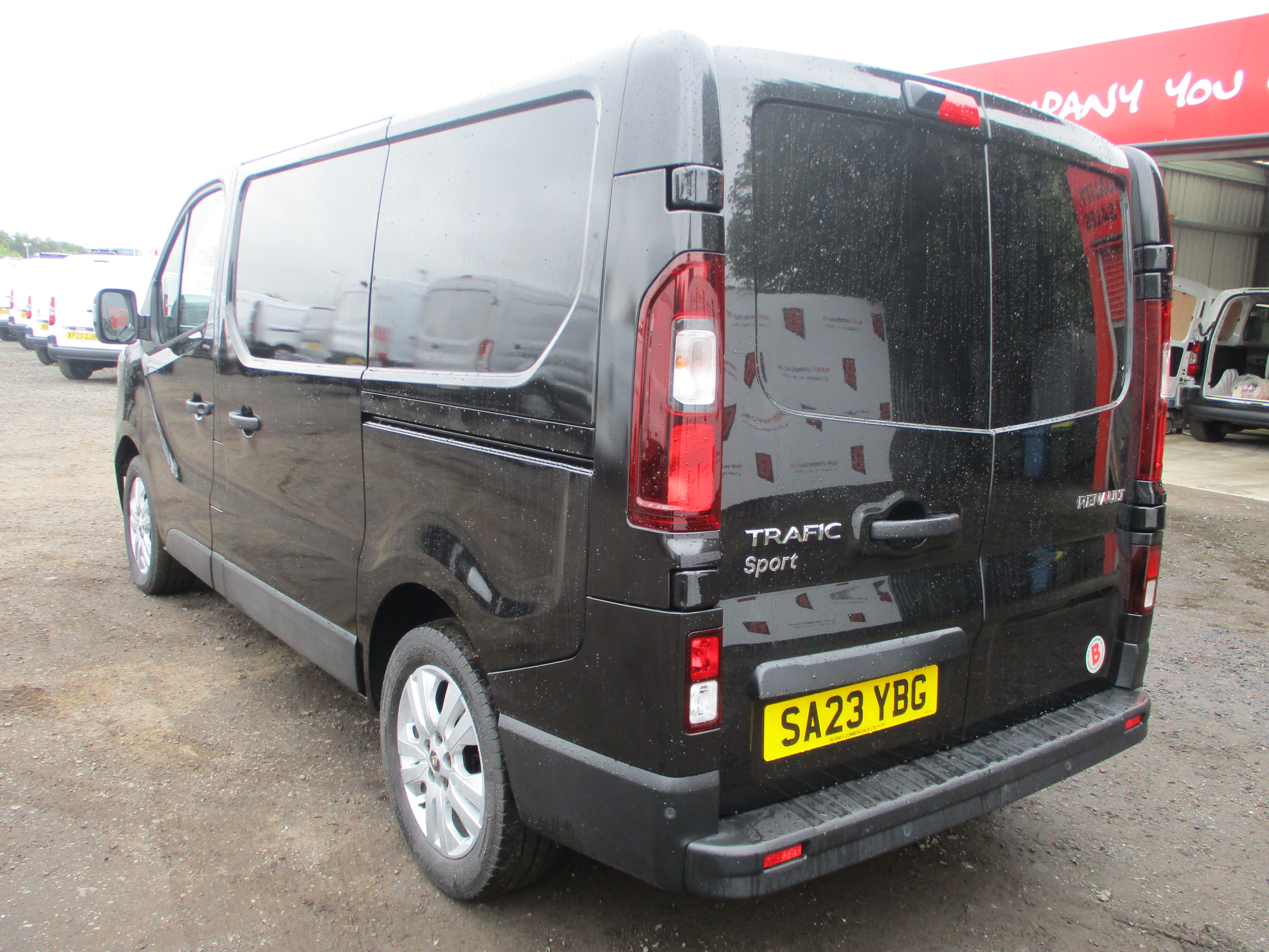 Renault Trafic SL28 Blue dCi 130PS Sport Van (FULL SERVICE HISTORY FROM NEW)