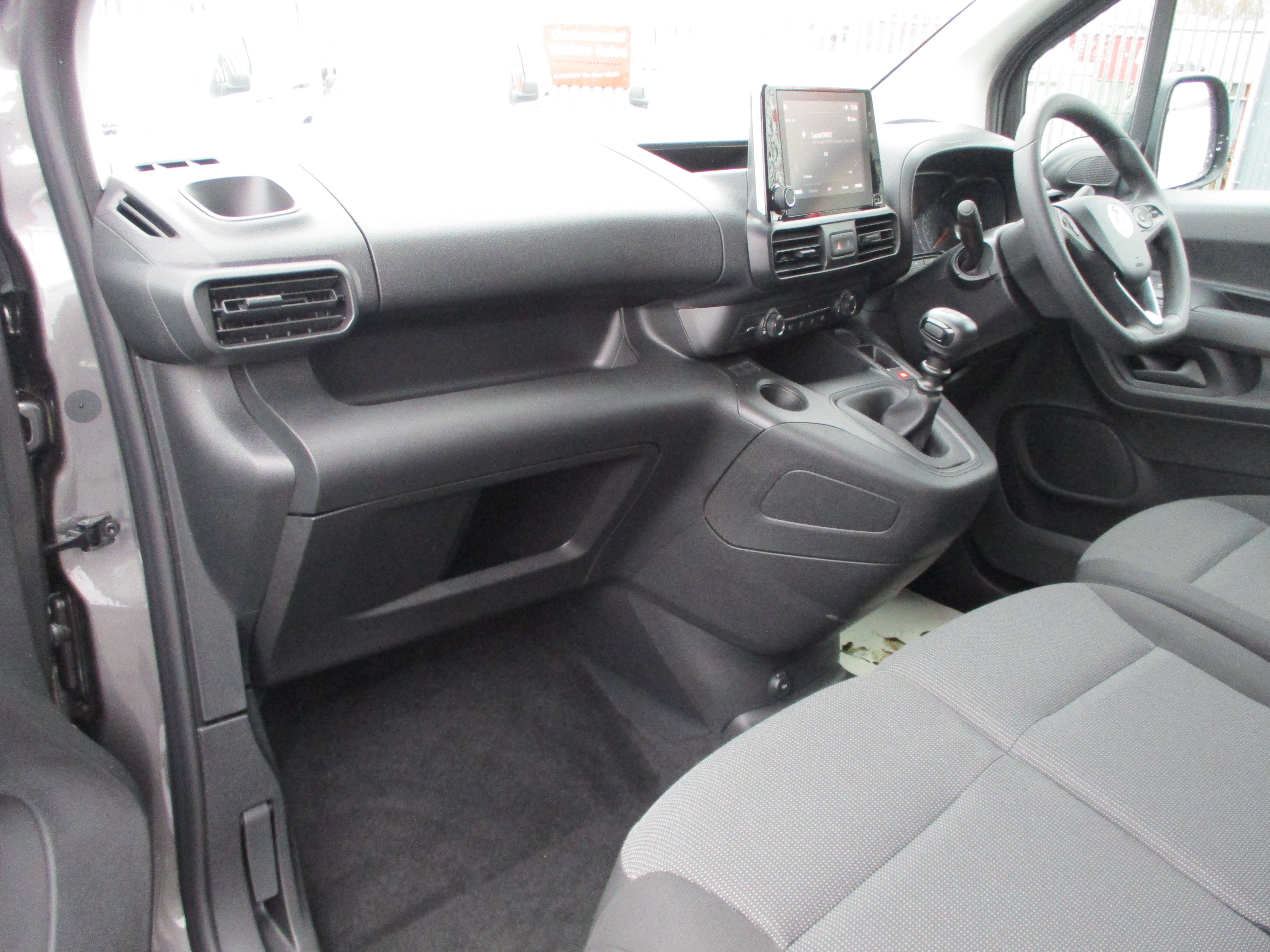 Vauxhall Combo L1 2000 1.5 Diesel 100PS Sportive Panel Van with AIR CON Metallic Moonstone Grey ( 3 Front Seats )