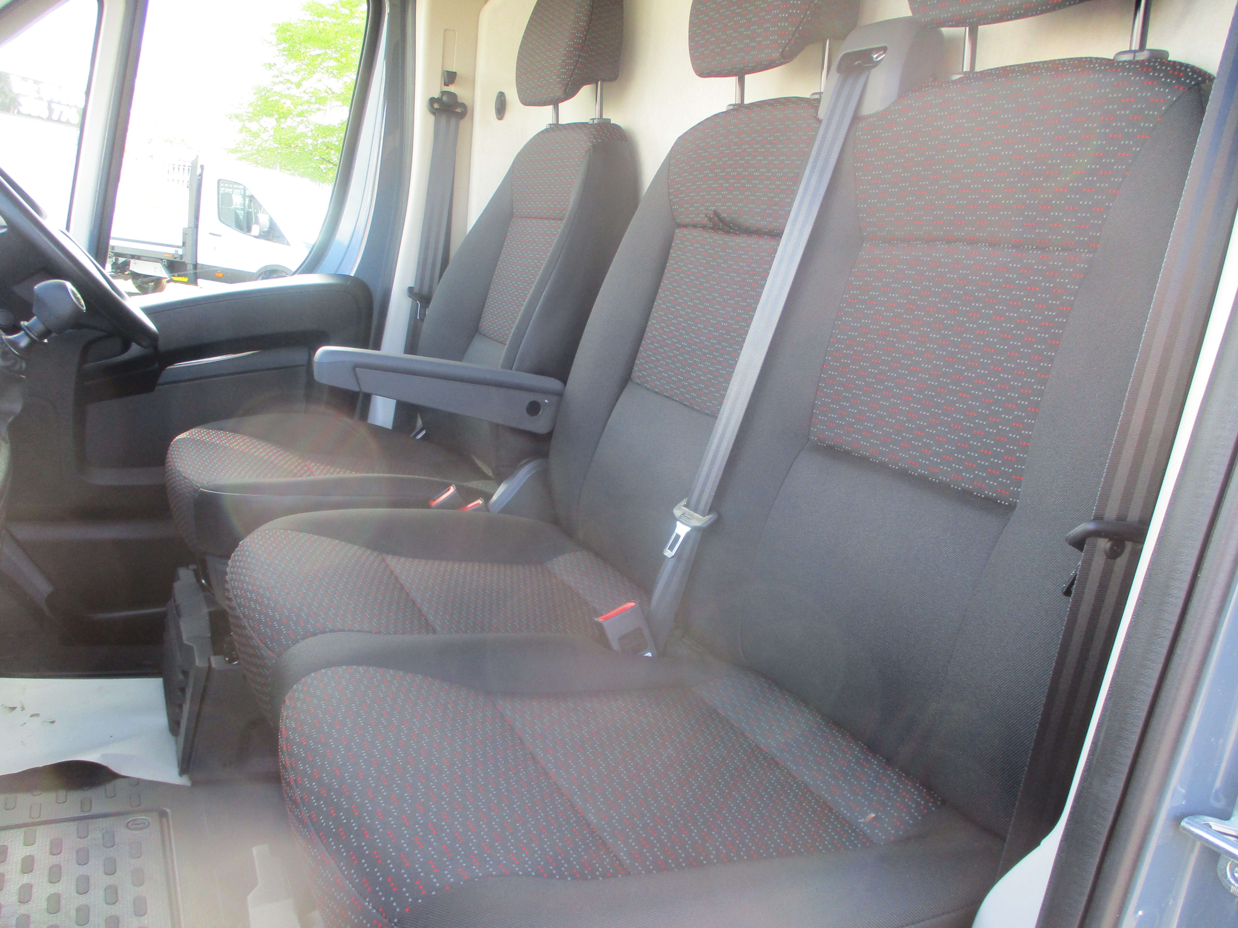 Vauxhall Movano 3500 L2H2 140PS Dynamic Panel Van EURO 6 MASSIVE SPEC includes, AIR CON, SAT NAV, CRUISE CONTROL, PARKING SENSORS & MORE....