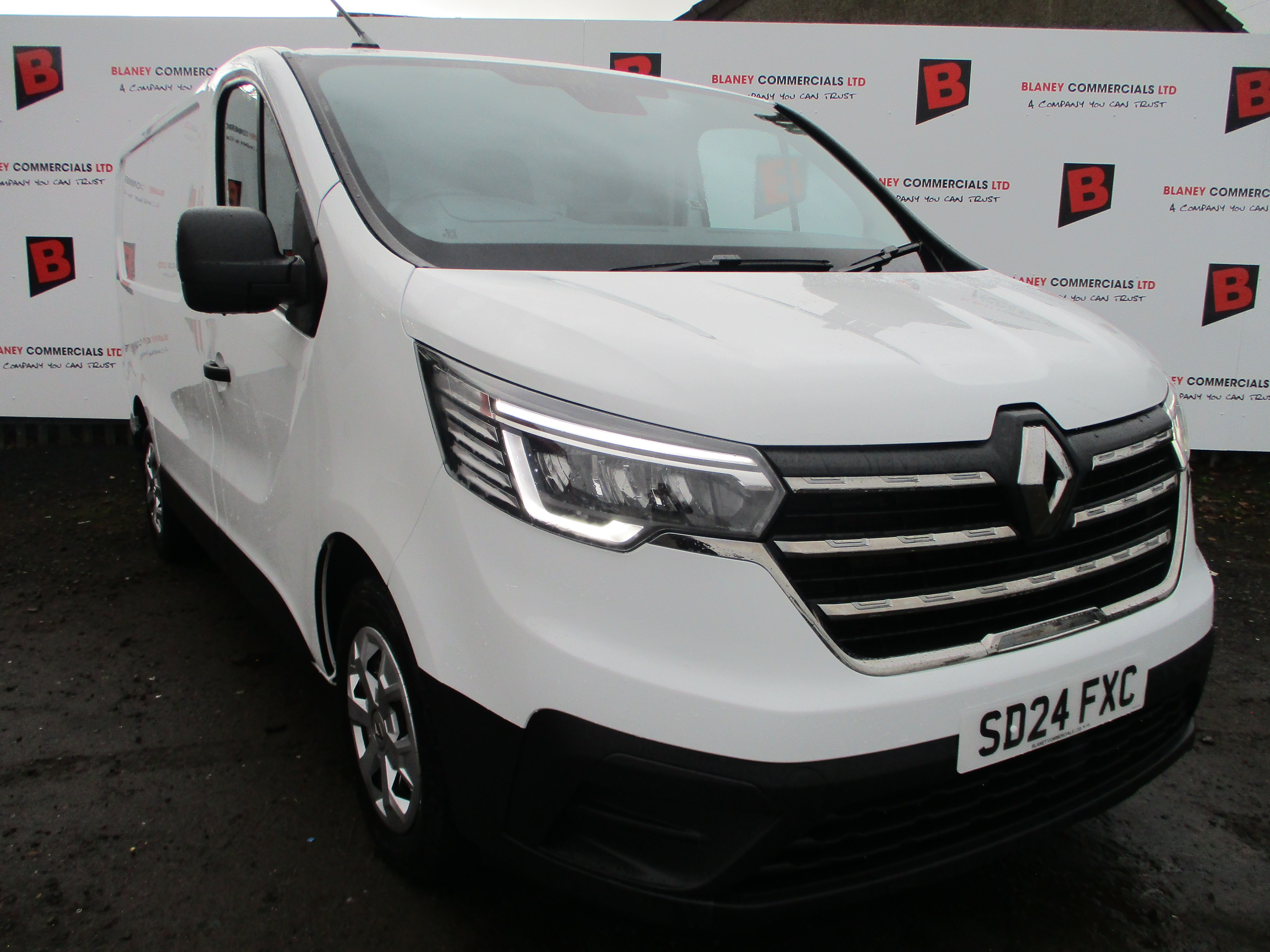 Renault Trafic SL30 BluedCi 130PS Advance Van (REANULT WARRATY TILL 2027)
