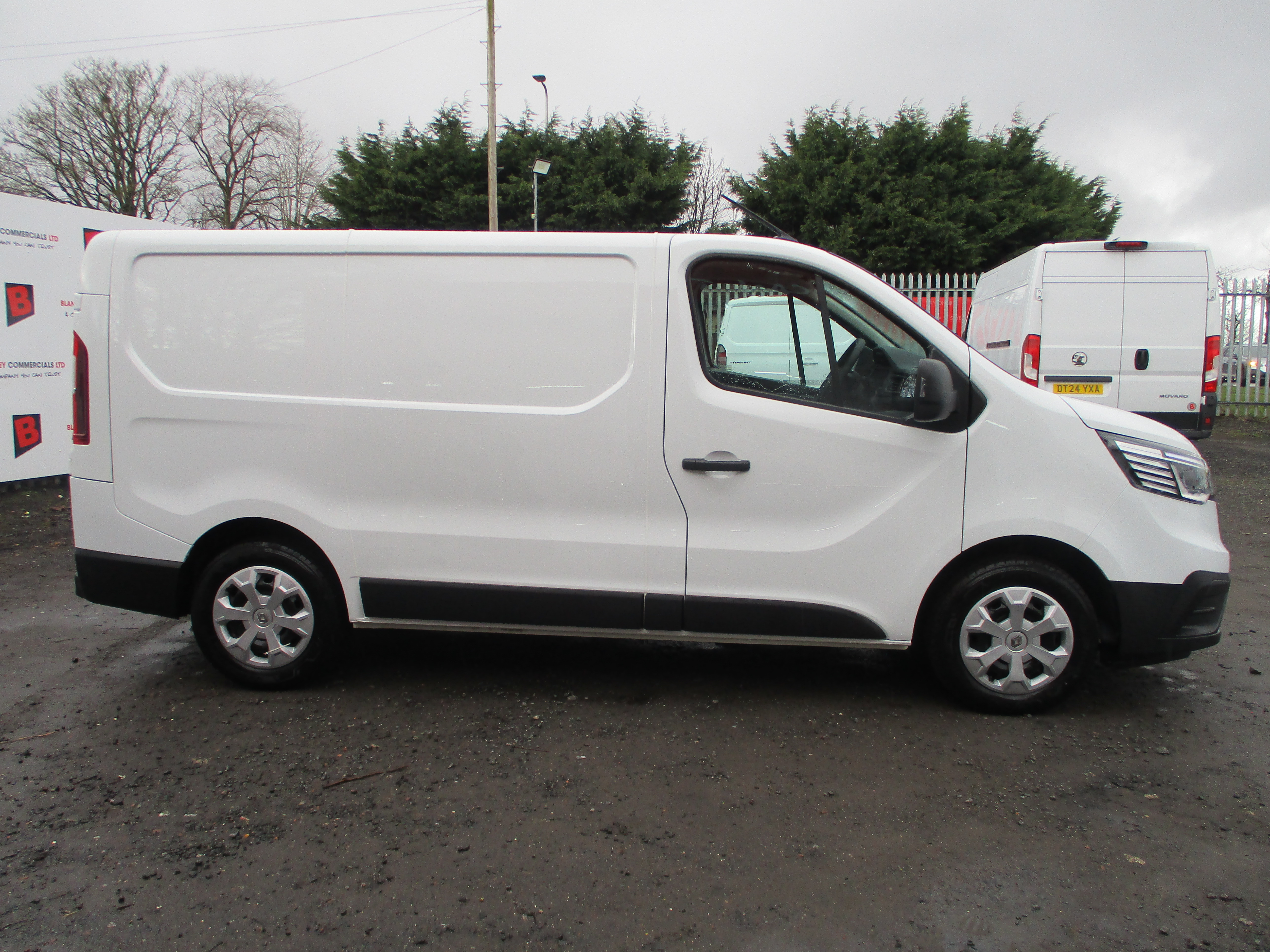 Renault Trafic SL30 BluedCi 130PS Advance Van (REANULT WARRATY TILL 2027)