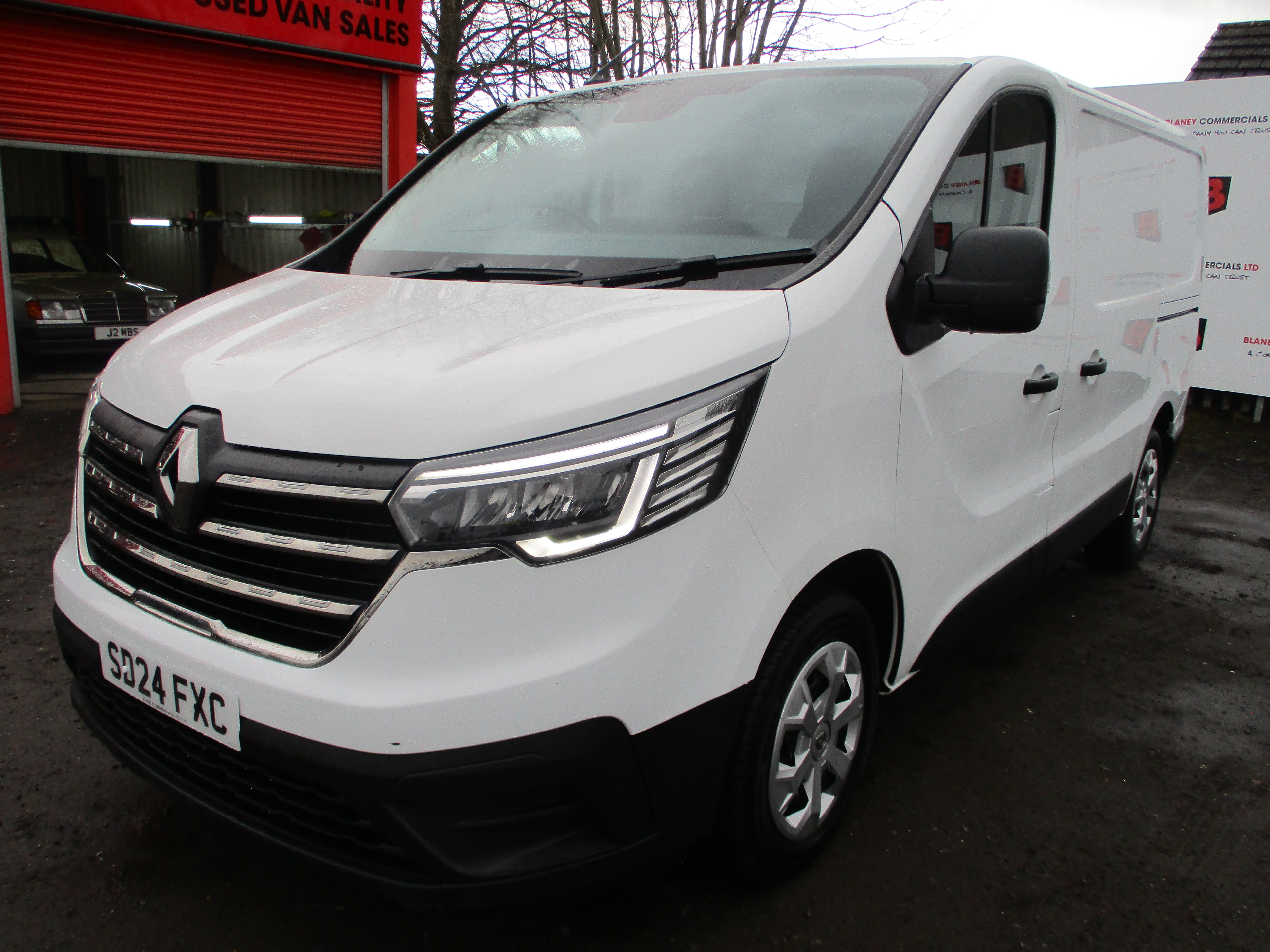 Renault Trafic SL30 BluedCi 130PS Advance Van (REANULT WARRATY TILL 2027)