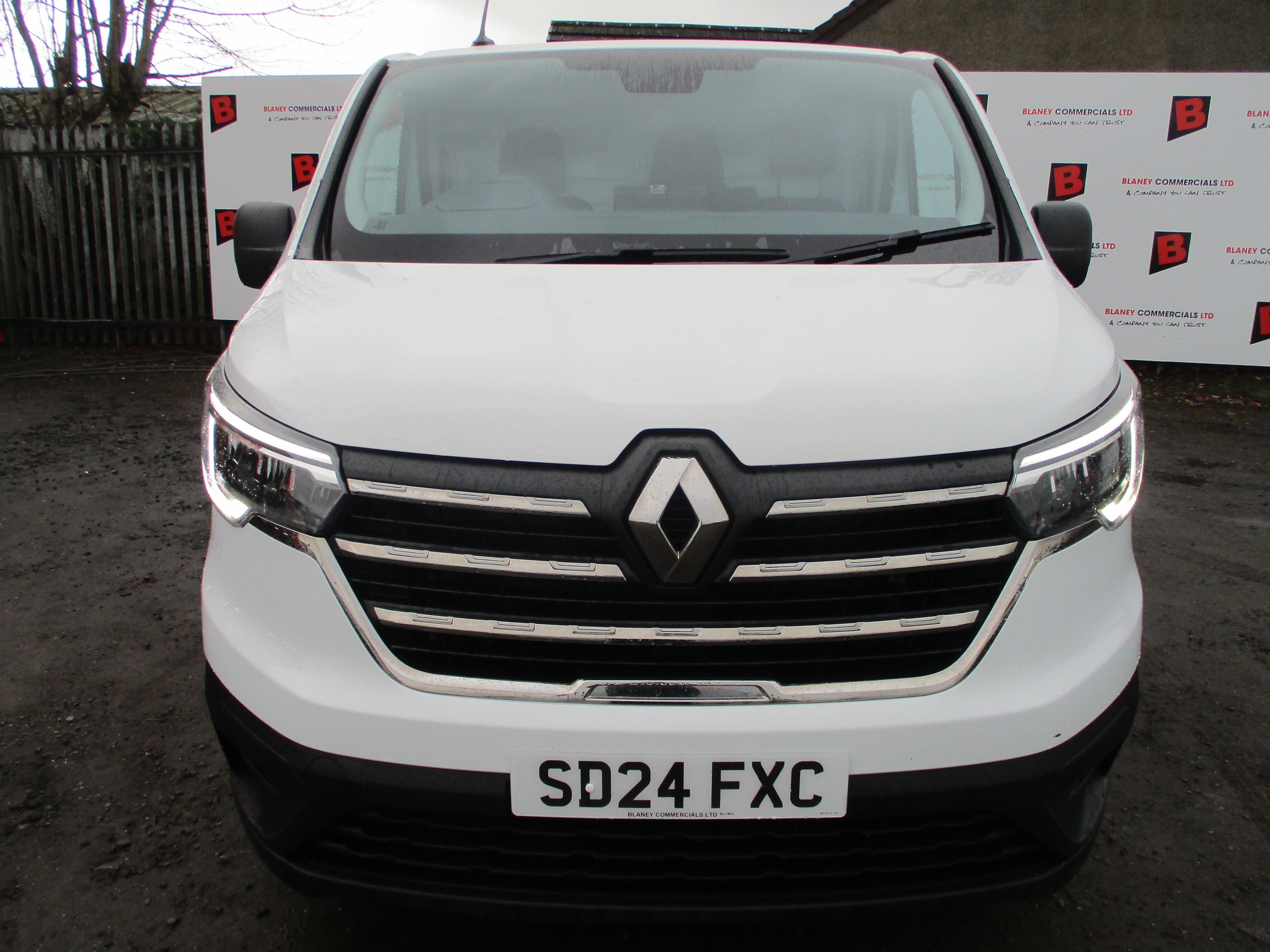 Renault Trafic SL30 BluedCi 130PS Advance Van (REANULT WARRATY TILL 2027)