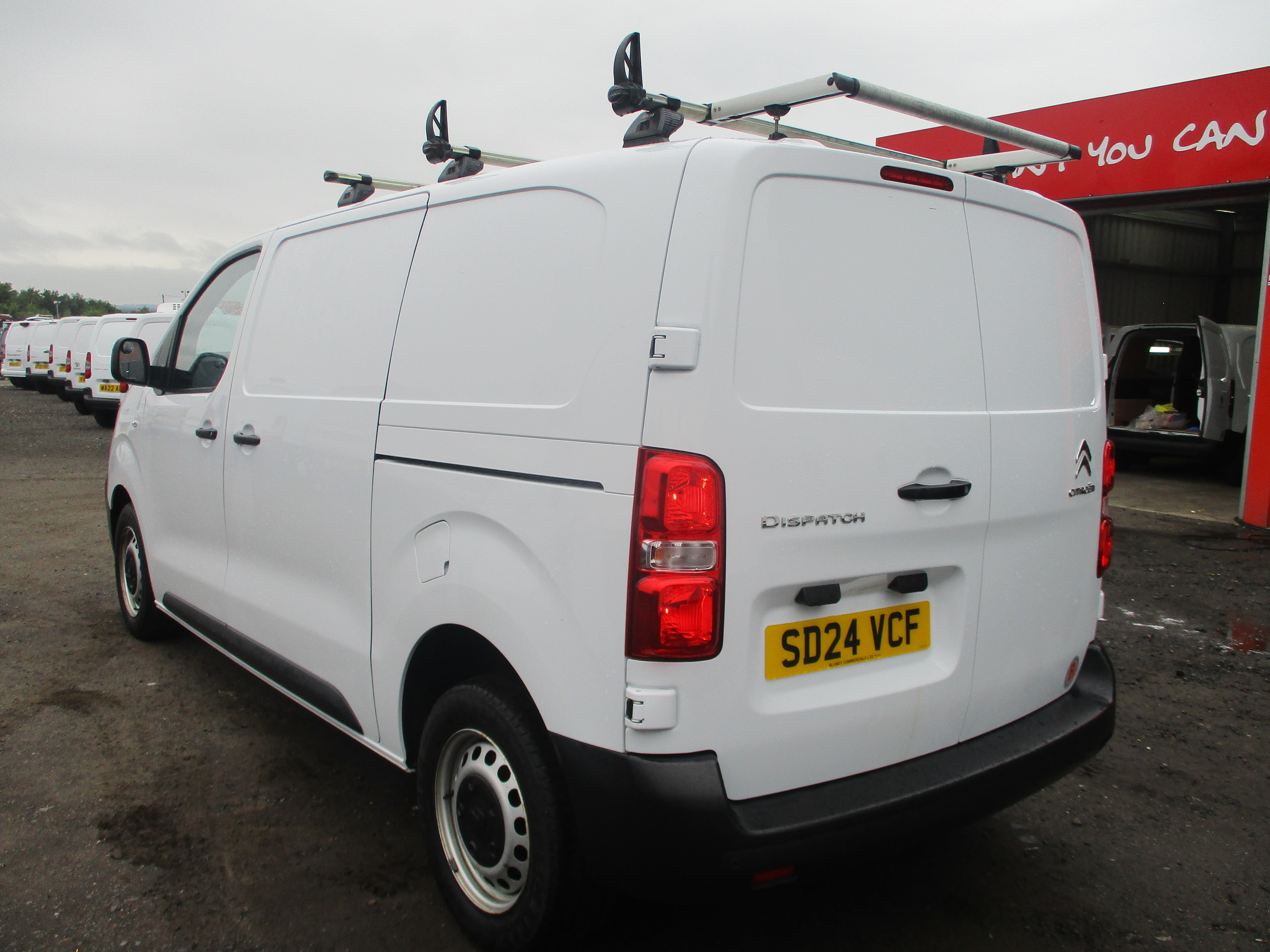 Citroen Dispatch M 1400 2.0 BlueHDi 145PS Enterprise Van (Roof Rack CAN BE REMOVED ON REQUEST)