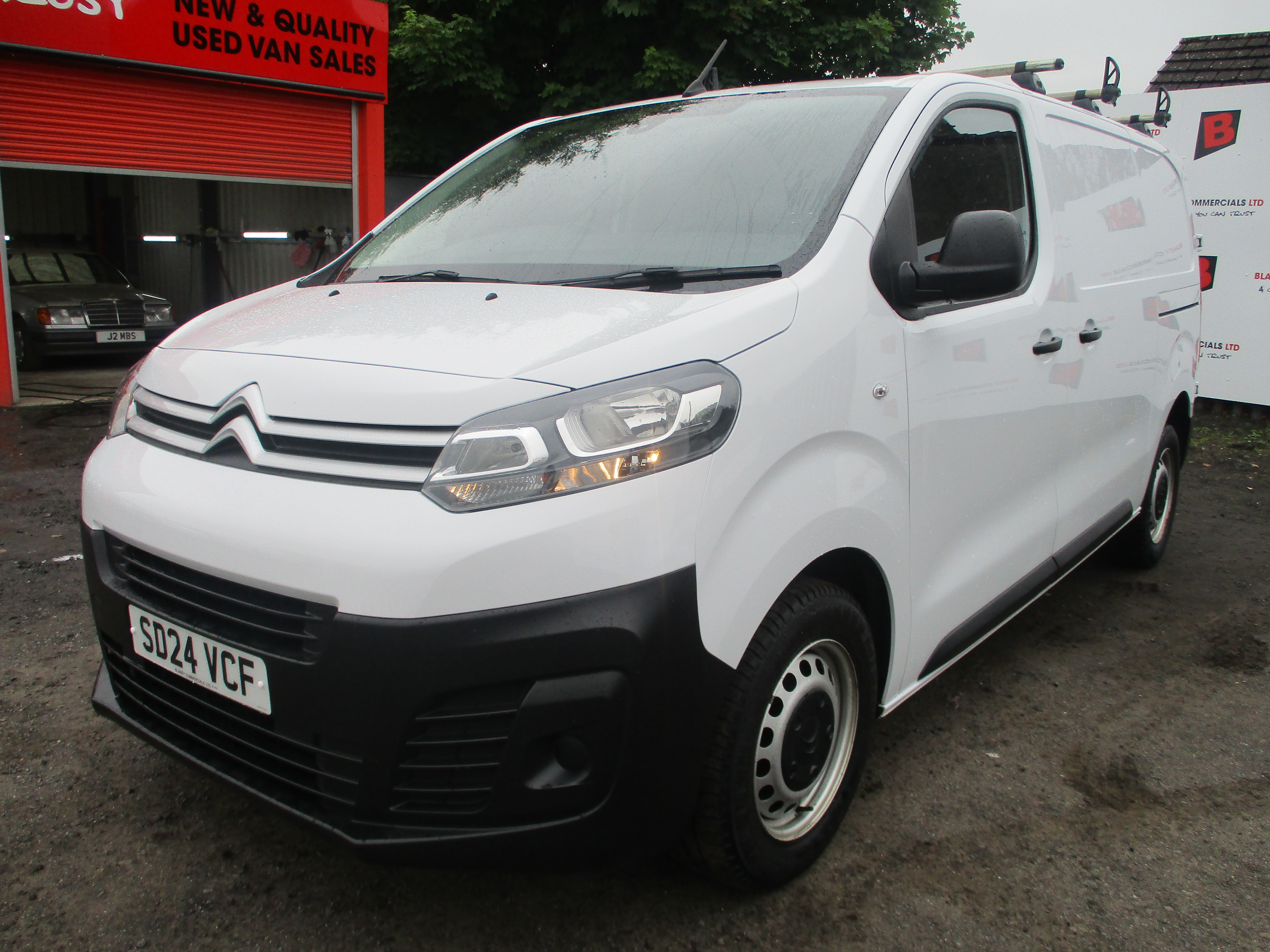 Citroen Dispatch M 1400 2.0 BlueHDi 145PS Enterprise Van (Roof Rack CAN BE REMOVED ON REQUEST)