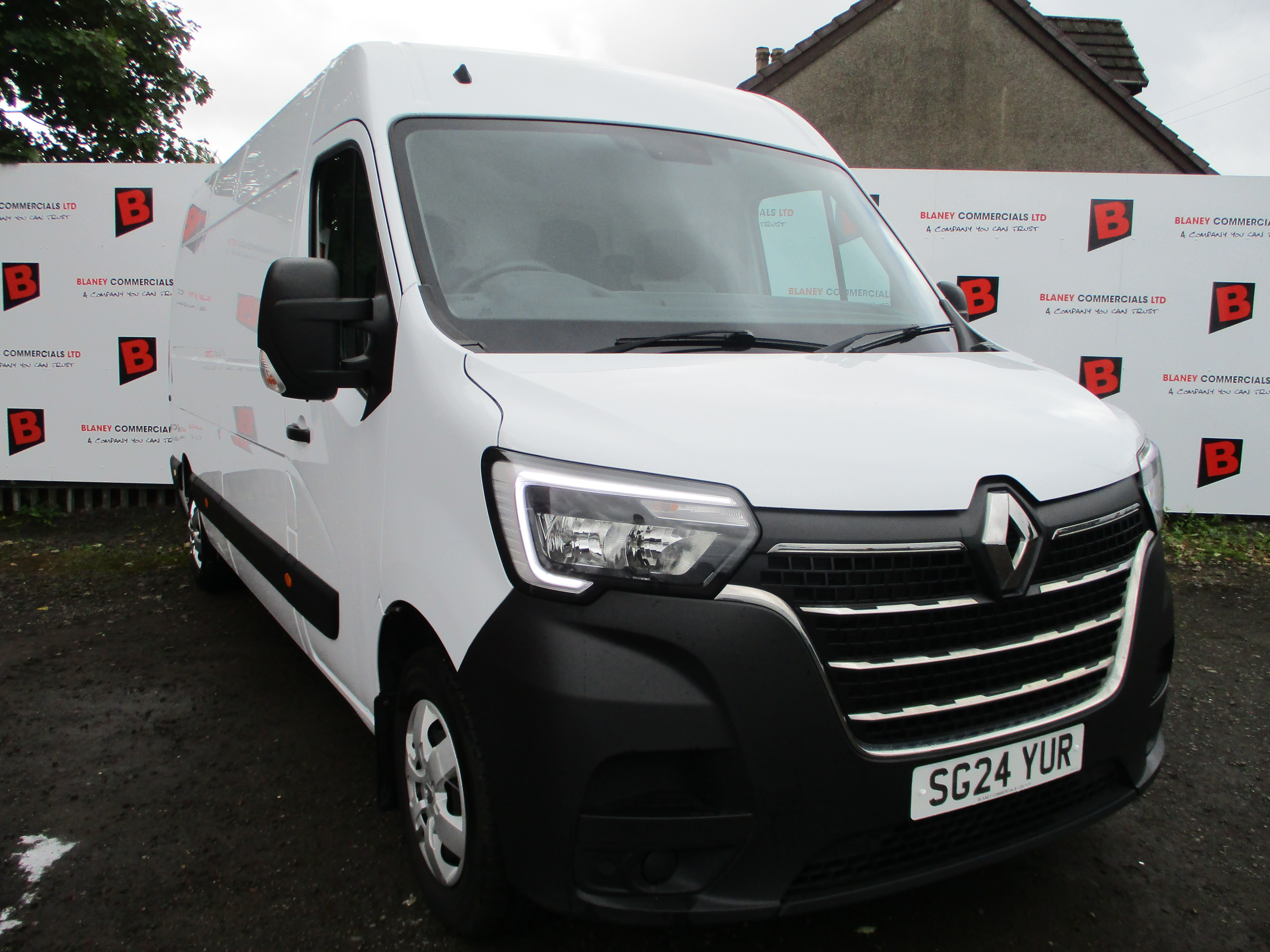 Renault Master LM35 2.3 BlueDci 135PS Advance Van (STILL UNDER MANUFACTURERS WARRANTY TILL 2027)