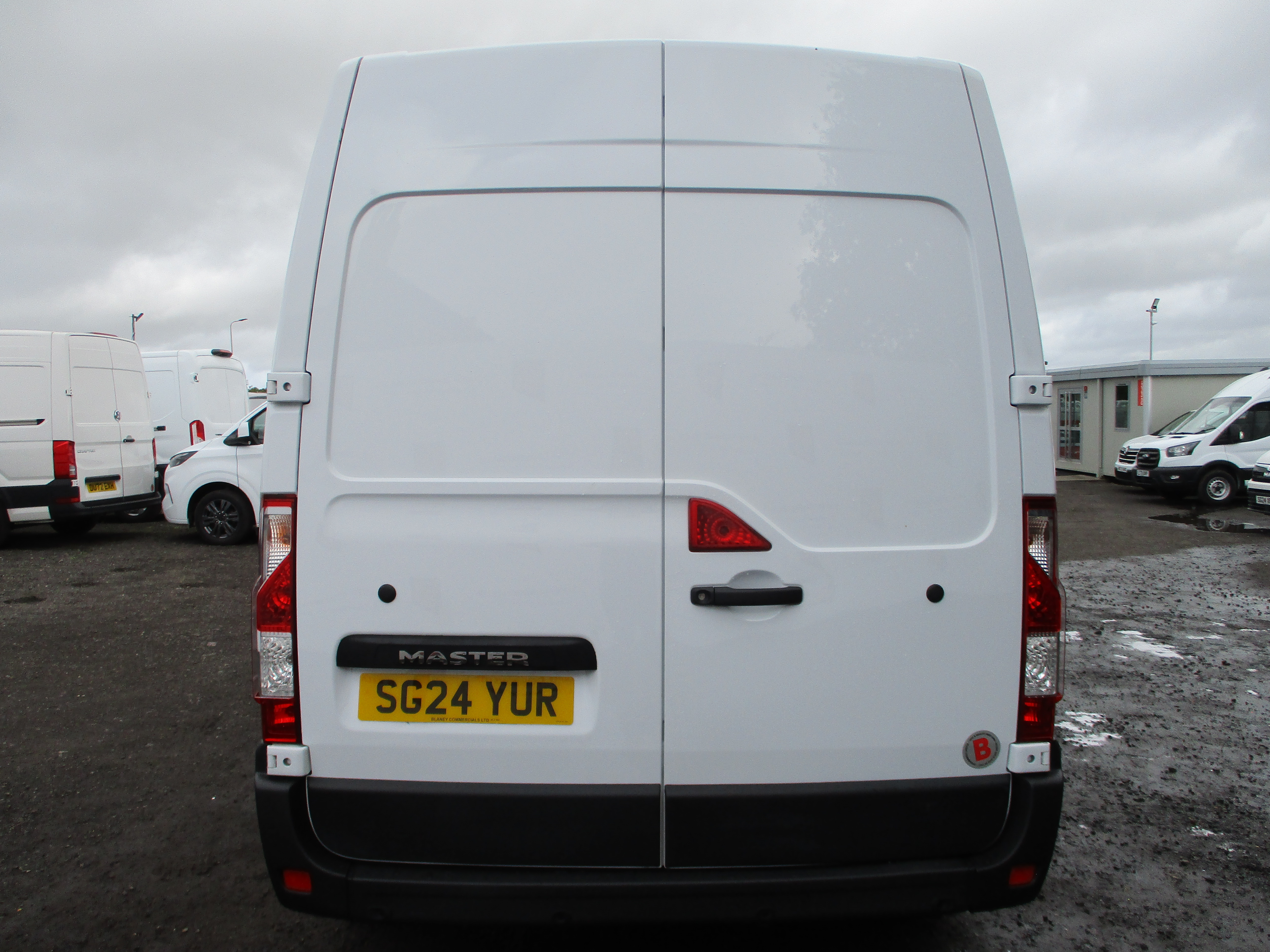 Renault Master LM35 2.3 BlueDci 135PS Advance Van (STILL UNDER MANUFACTURERS WARRANTY TILL 2027)