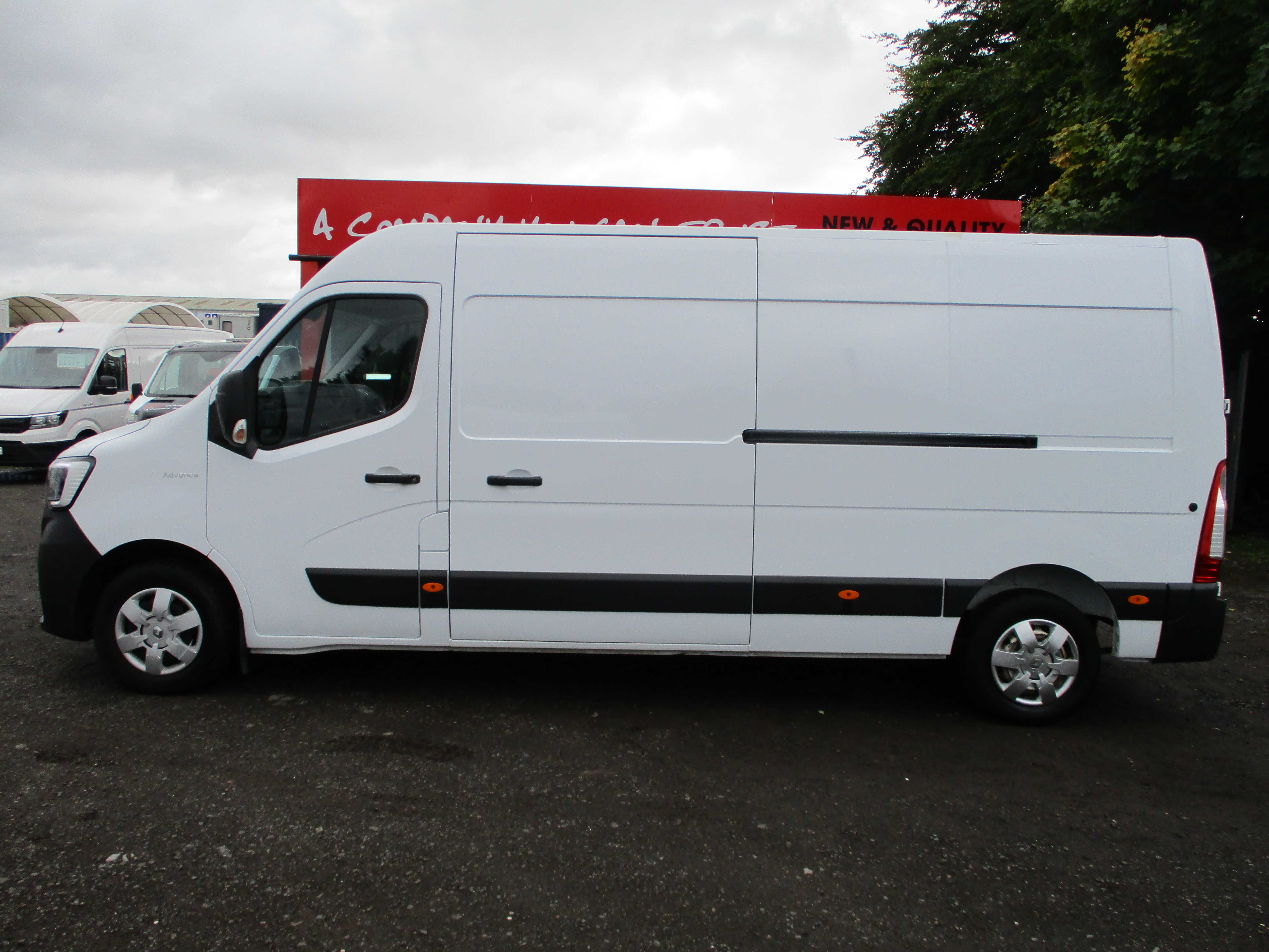 Renault Master LM35 2.3 BlueDci 135PS Advance Van (STILL UNDER MANUFACTURERS WARRANTY TILL 2027)