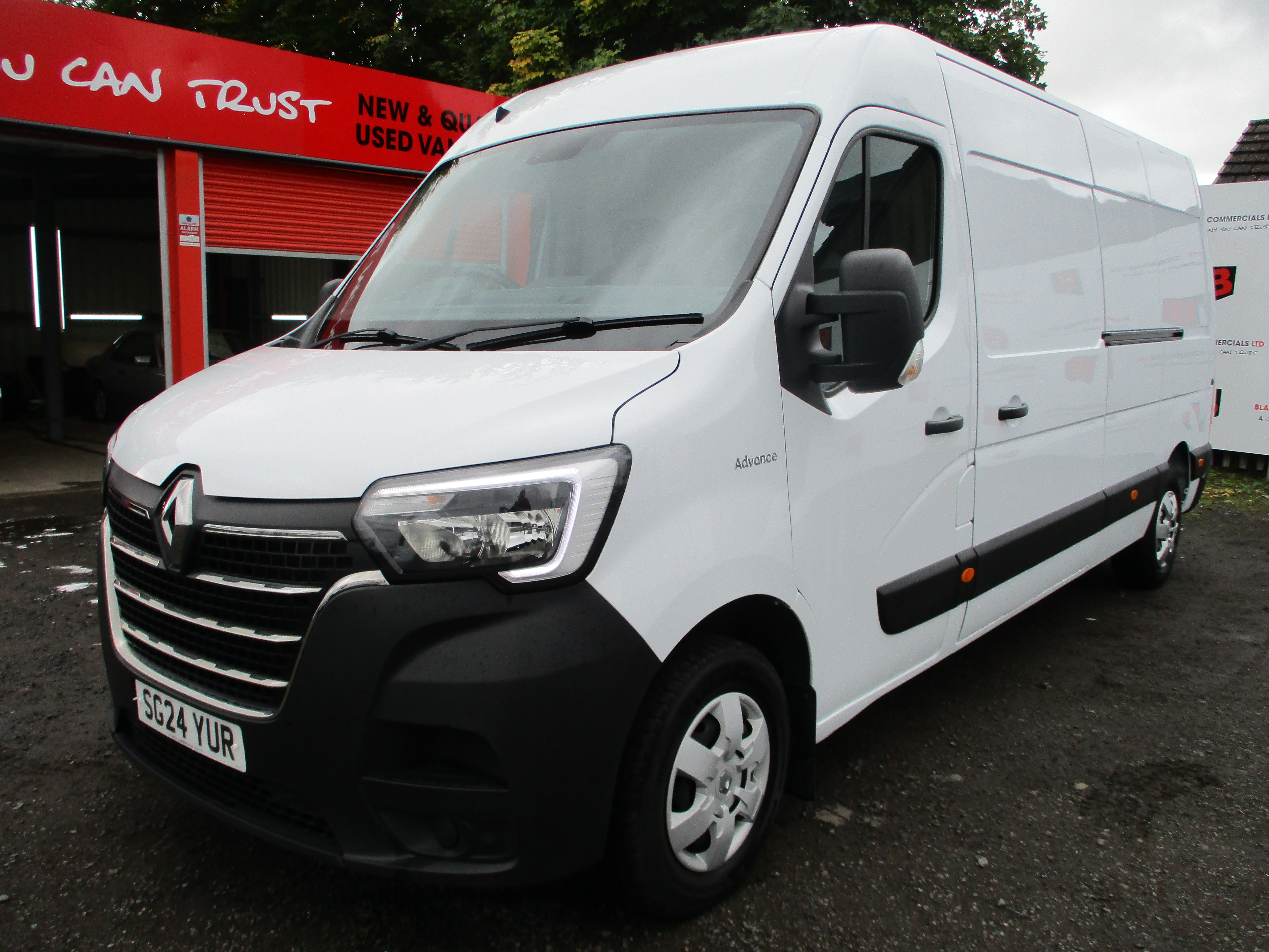 Renault Master LM35 2.3 BlueDci 135PS Advance Van (STILL UNDER MANUFACTURERS WARRANTY TILL 2027)