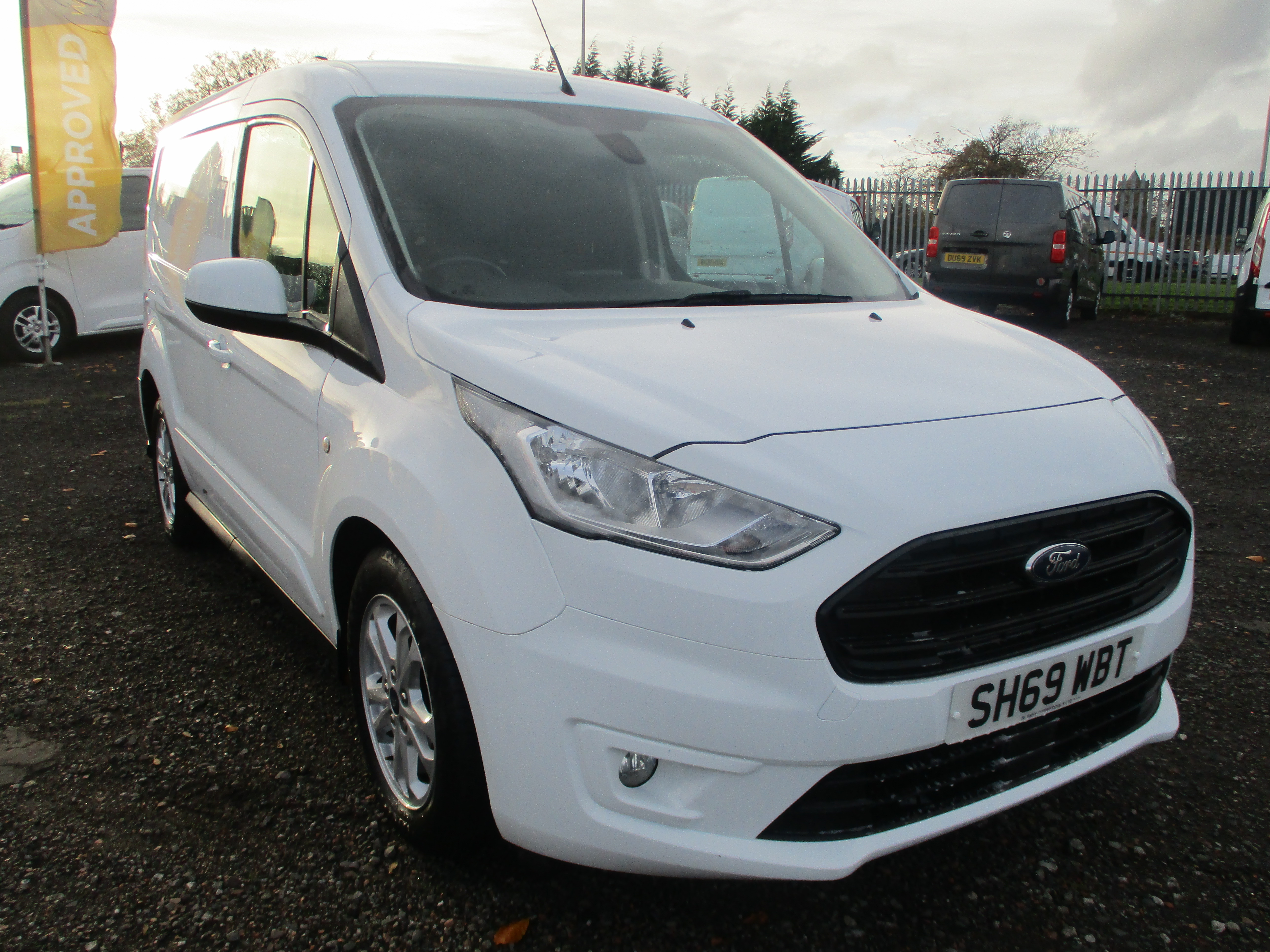 Ford Connect 200 L1 1.5 EcoBlue 120PS Limited Panel Van ( EURO 6 ) 3 FRONT SEATS &pound;200 OFF RRP !!