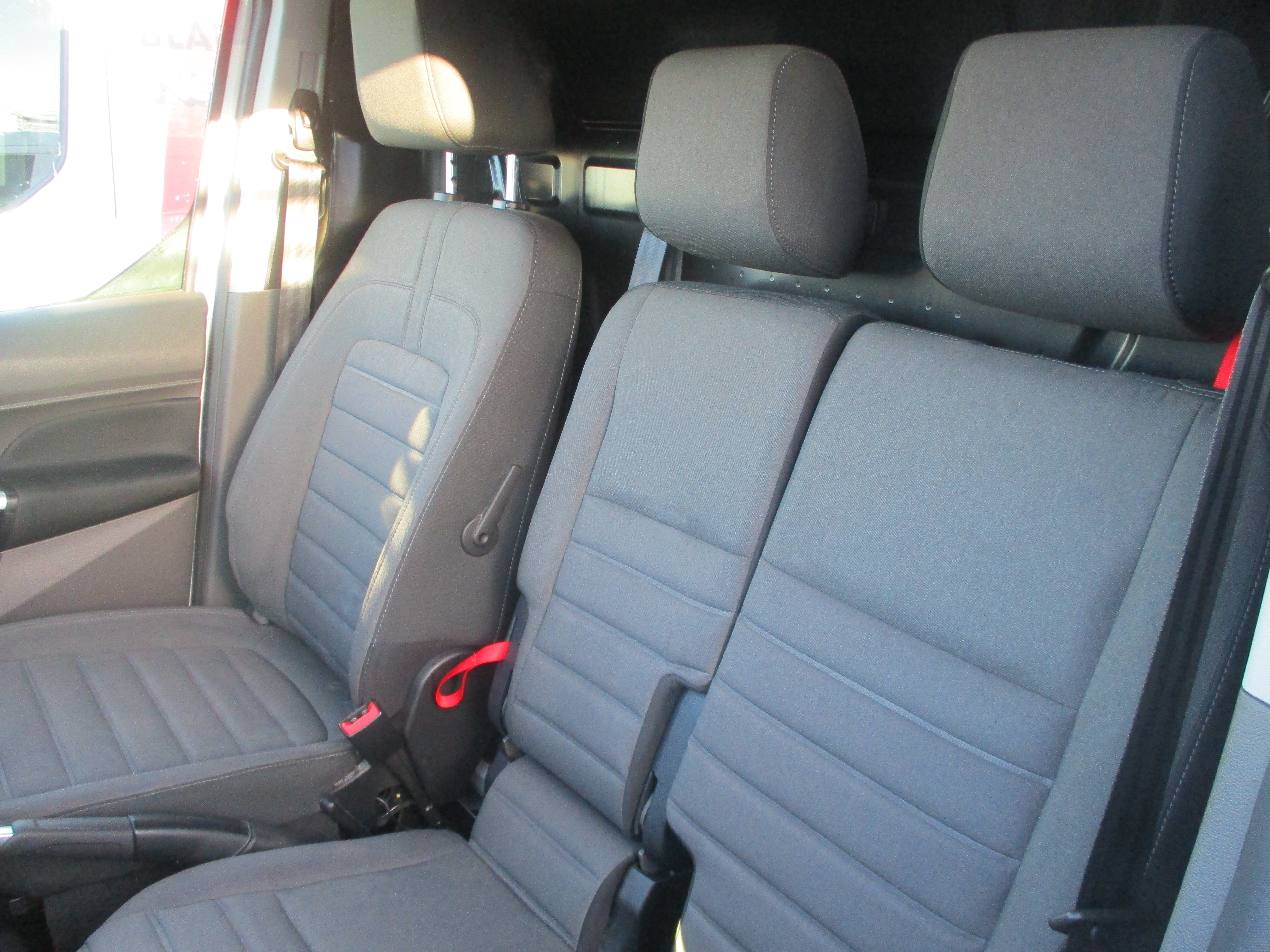 Ford Connect 200 L1 1.5 EcoBlue 120PS Limited Panel Van ( EURO 6 ) 3 FRONT SEATS £200 OFF RRP !!