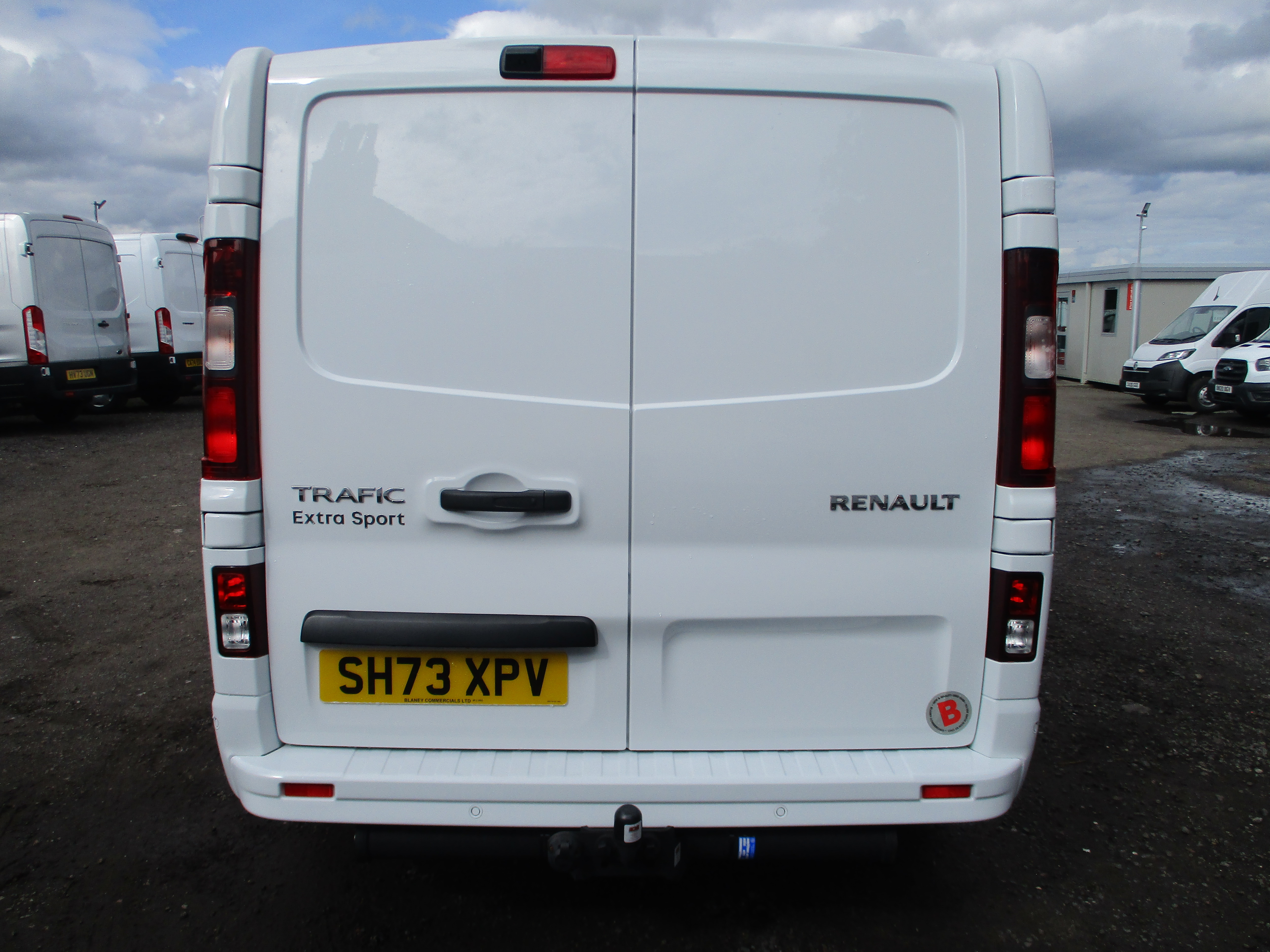 Renault Trafic SL30 BluedCi 150PS Extra Sport Van (COVERED ONLY 15,000 MILES FROM NEW)