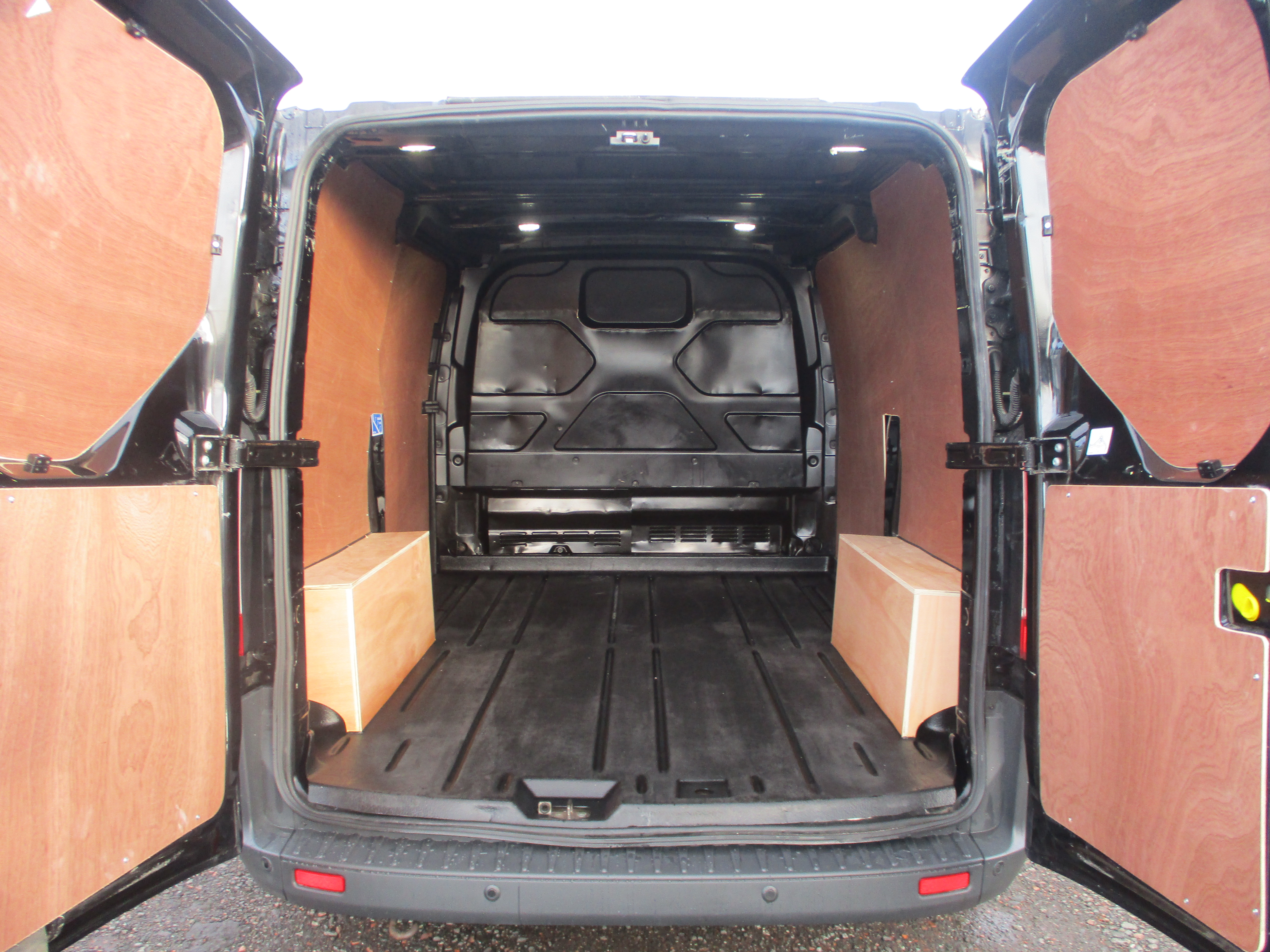 Ford Custom 290 L1H1 Short Wheelbase 2.0TDCi 105PS TREND Panel Van