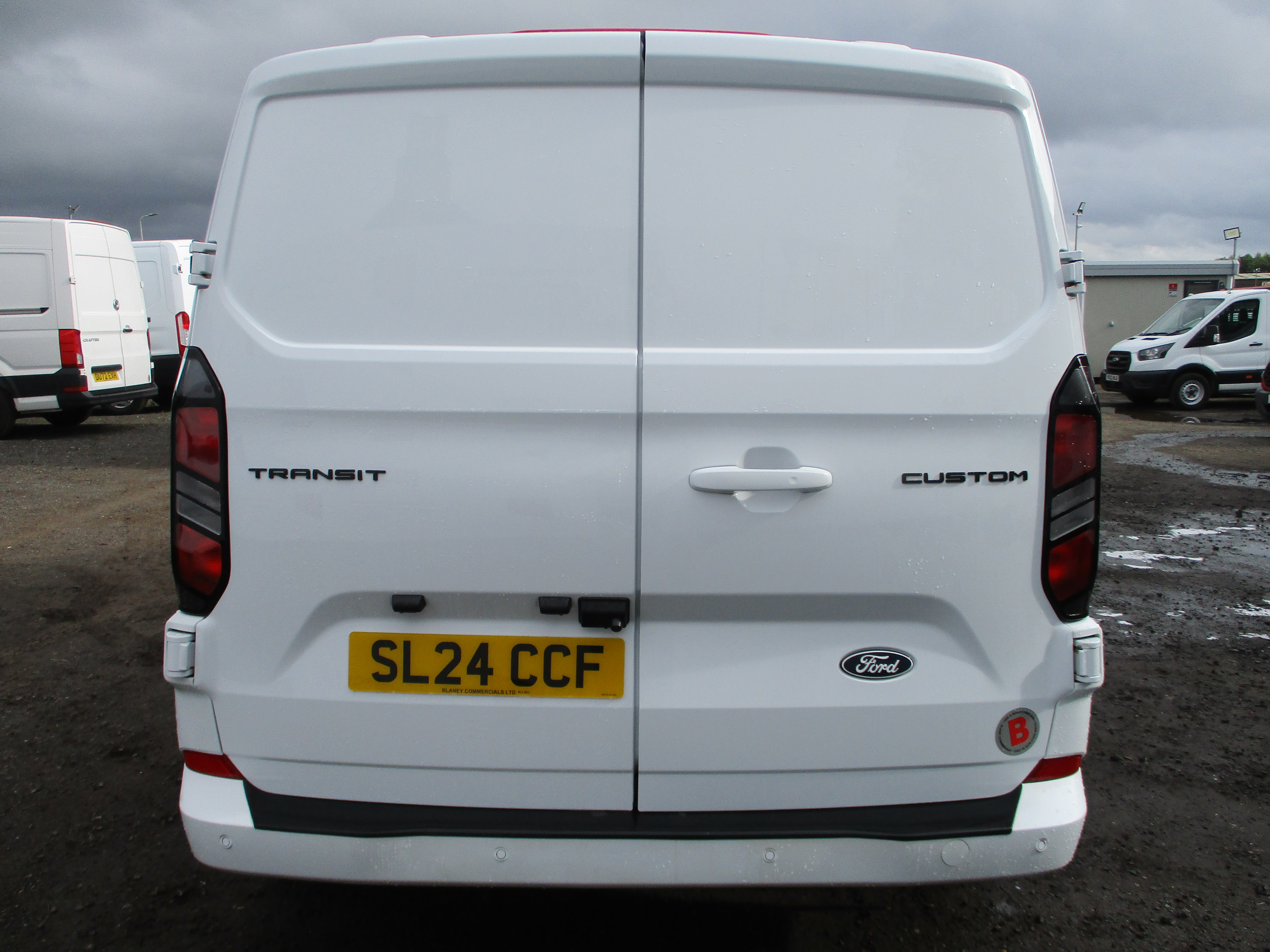 Ford Custom 300 2.0 EcoBlue 136PS L2 (LWB) Limited Van (COMES FULLY SERVICED AND FORD WARRANTY)