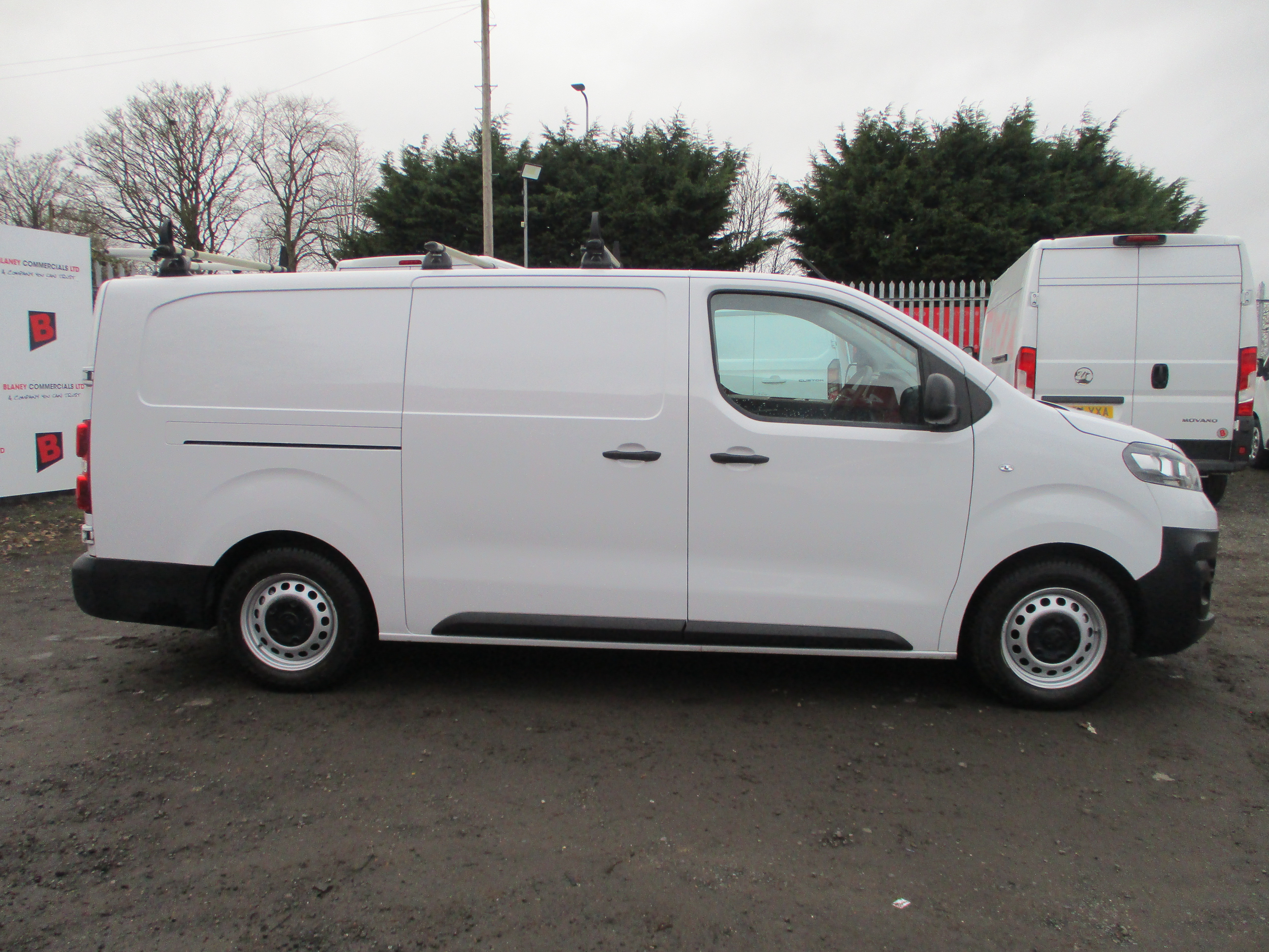 Vauxhall Vivaro L2 3100 100KW AUTO Prime ELECTRIC VAN (STILL IN VAUXHALL WARRANTY)