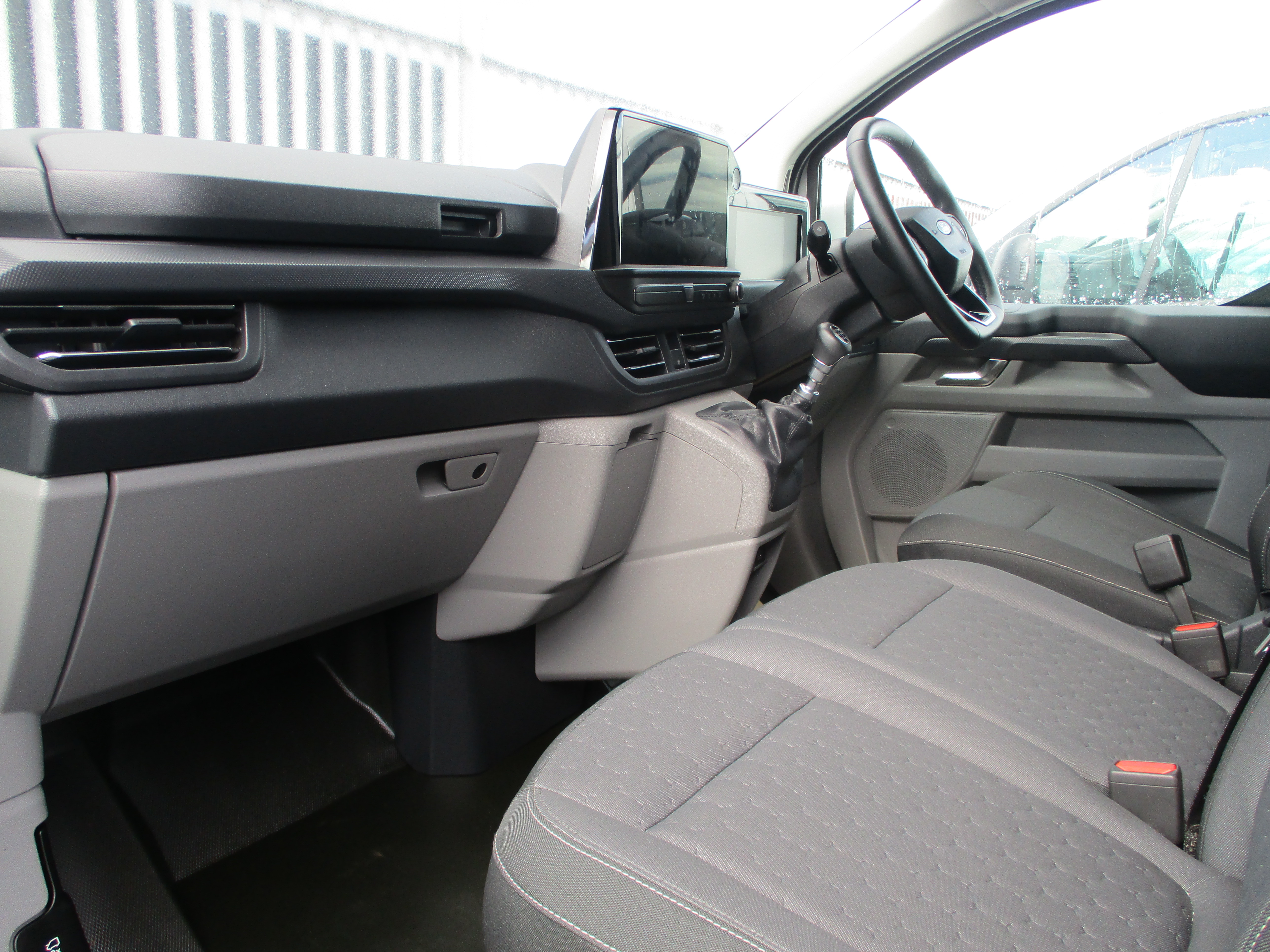 Ford Custom 300 L1H1 2.0 EcoBlue 136PS Limited Van (EX DEMO)