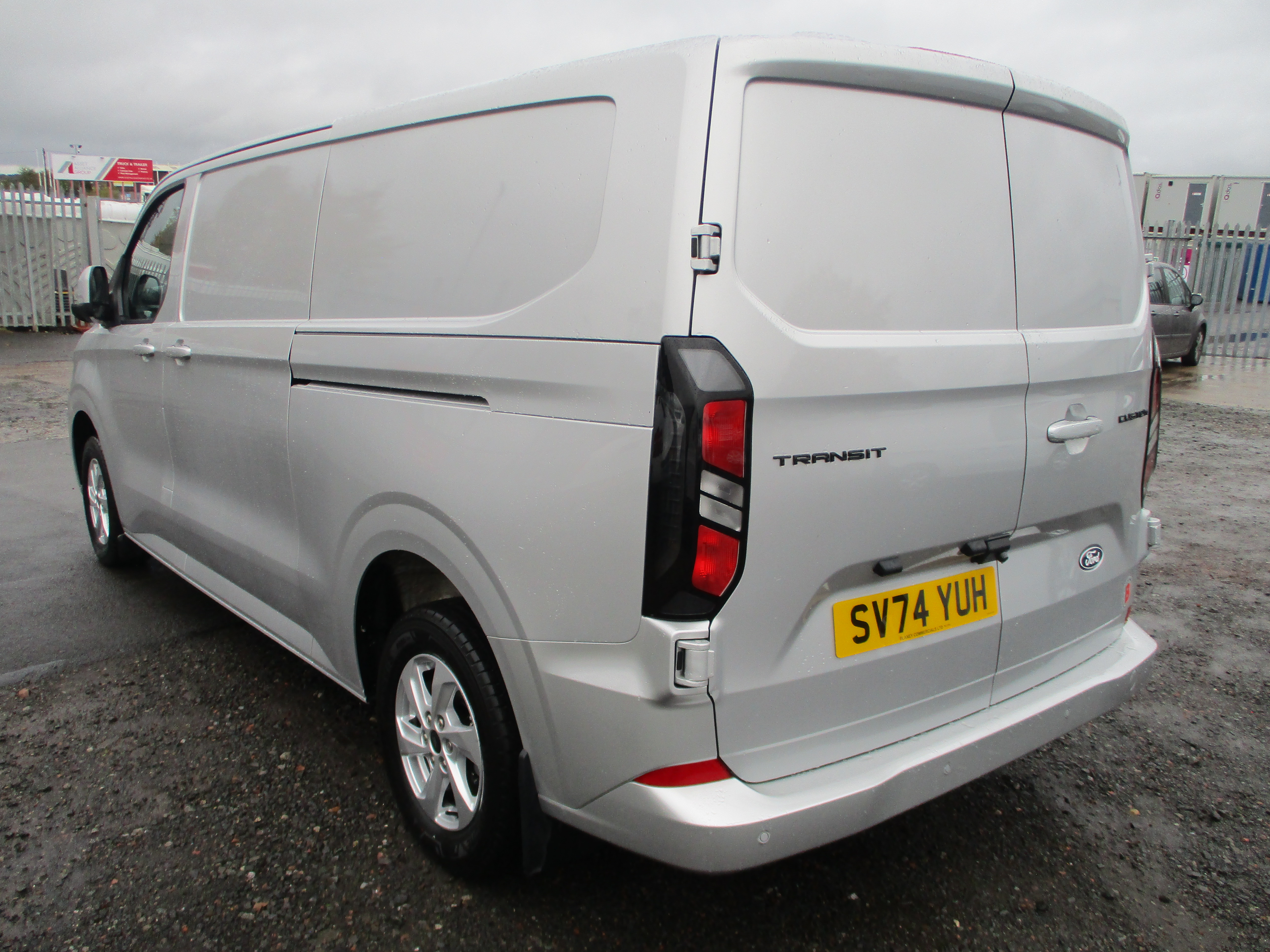 Ford Custom 300 2.0 EcoBlue 136PS L2 Limited Van (COVERED ONLY 7,000 MILES)
