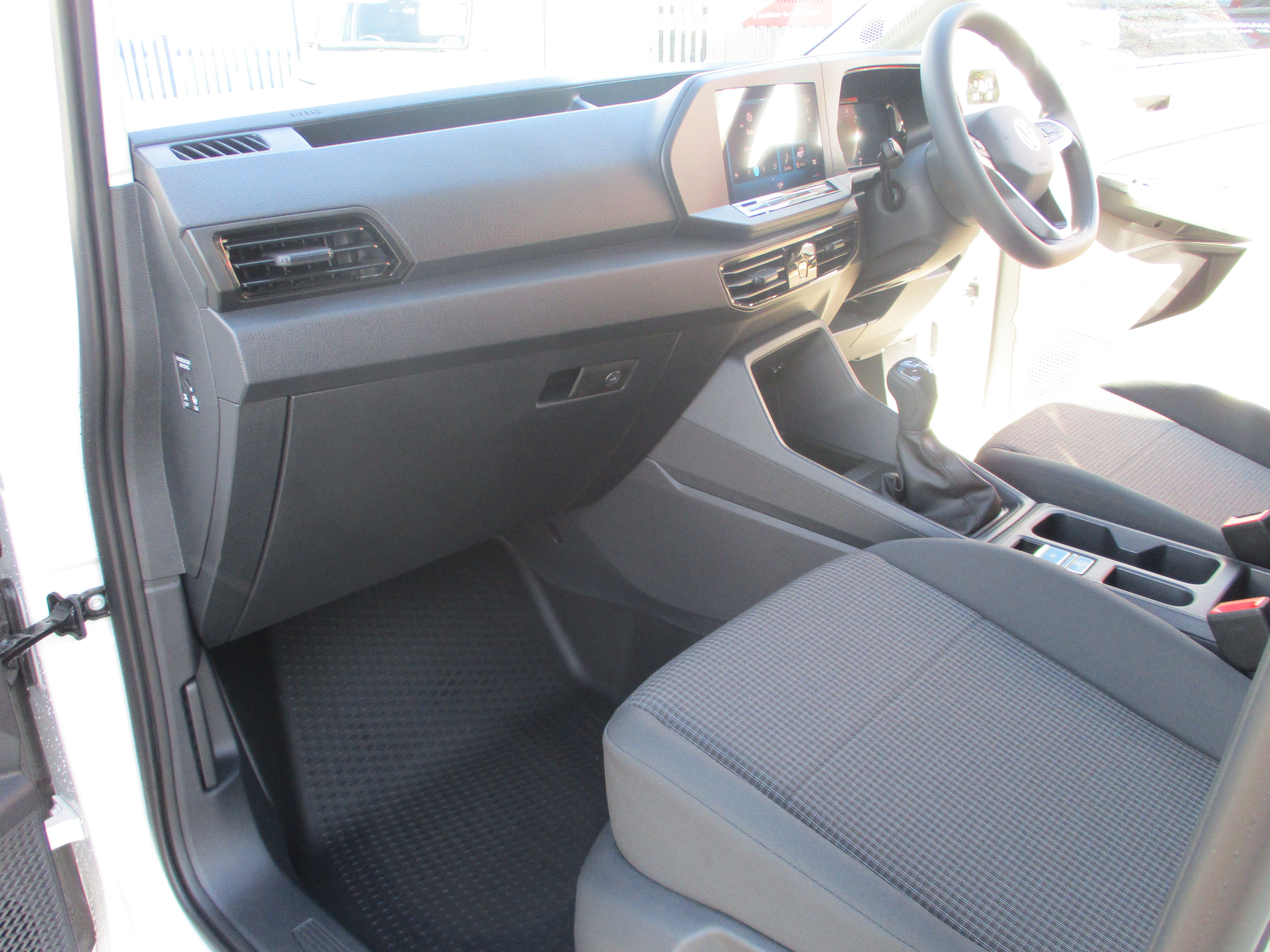 Volkswagen Caddy C20 2.0TDi 102PS Commerce Business/Tech Pack includes ply lining BIG SAVING ON LIST