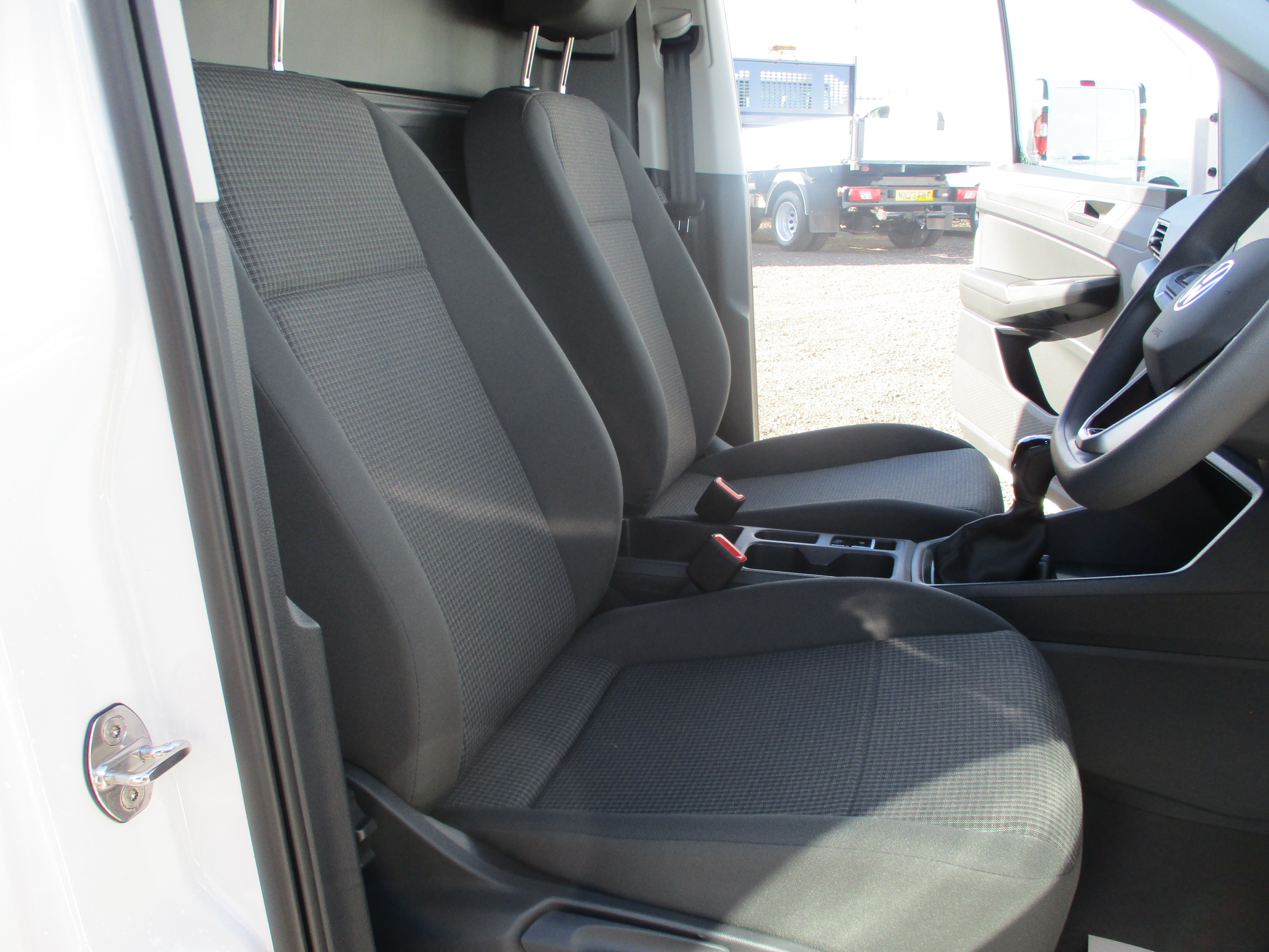 Volkswagen Caddy C20 2.0TDi 102PS Commerce Business/Tech Pack includes ply lining BIG SAVING ON LIST