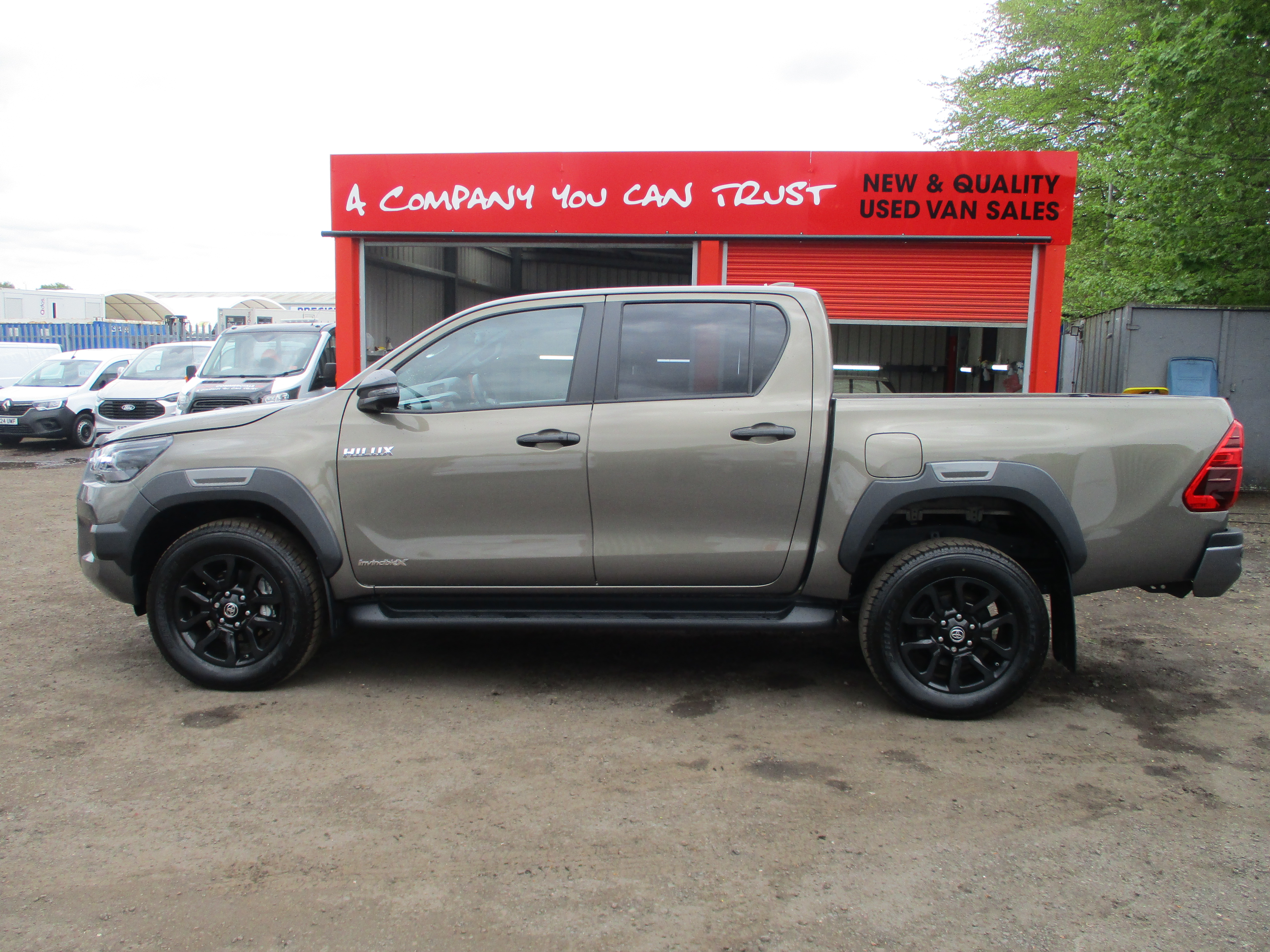 Toyota Hi Lux Invincible X 2.8 48V Mild Hybrid Double Cab Pick Up