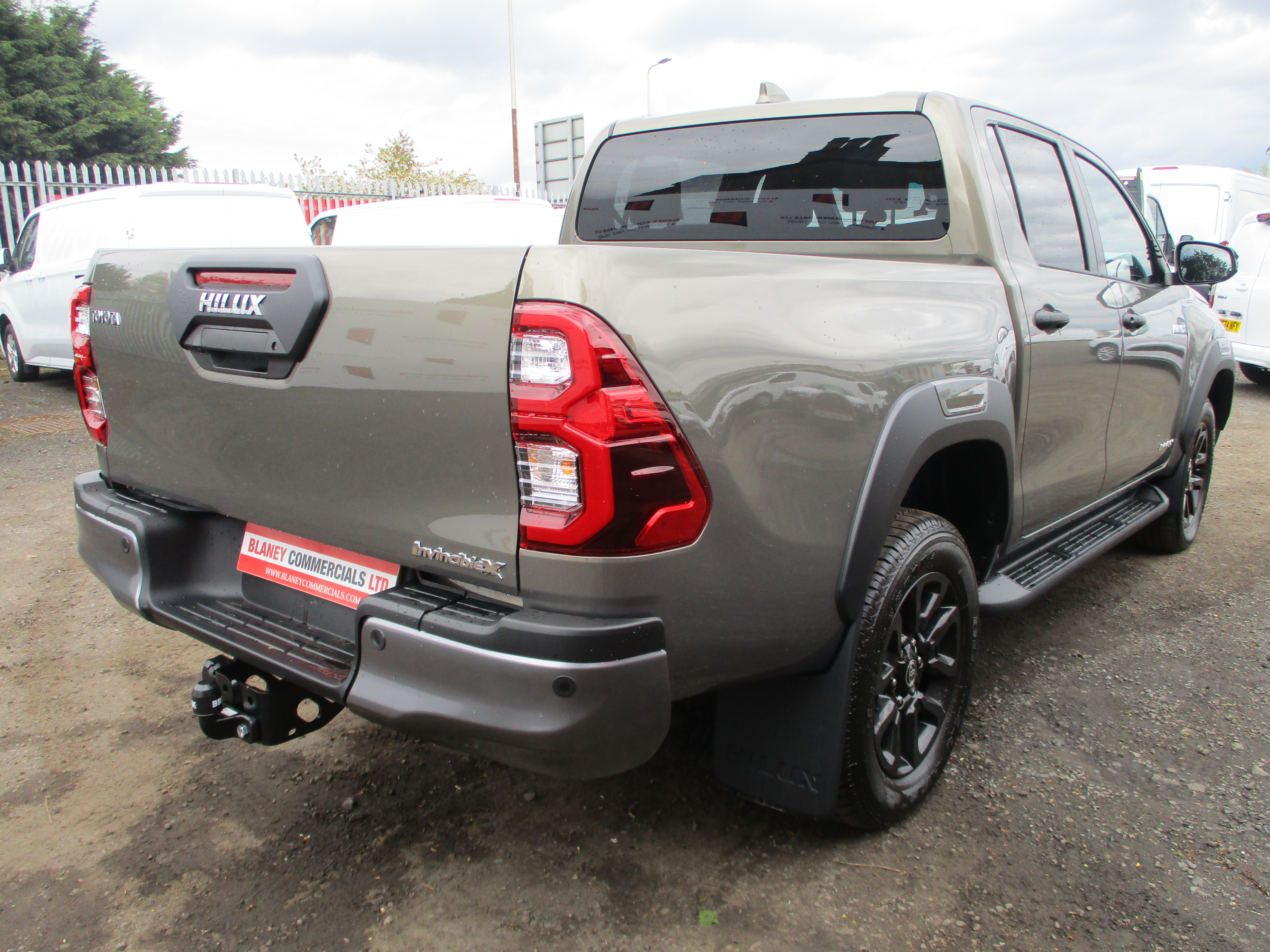 Toyota Hi Lux Invincible X 2.8 48V Mild Hybrid Double Cab Pick Up