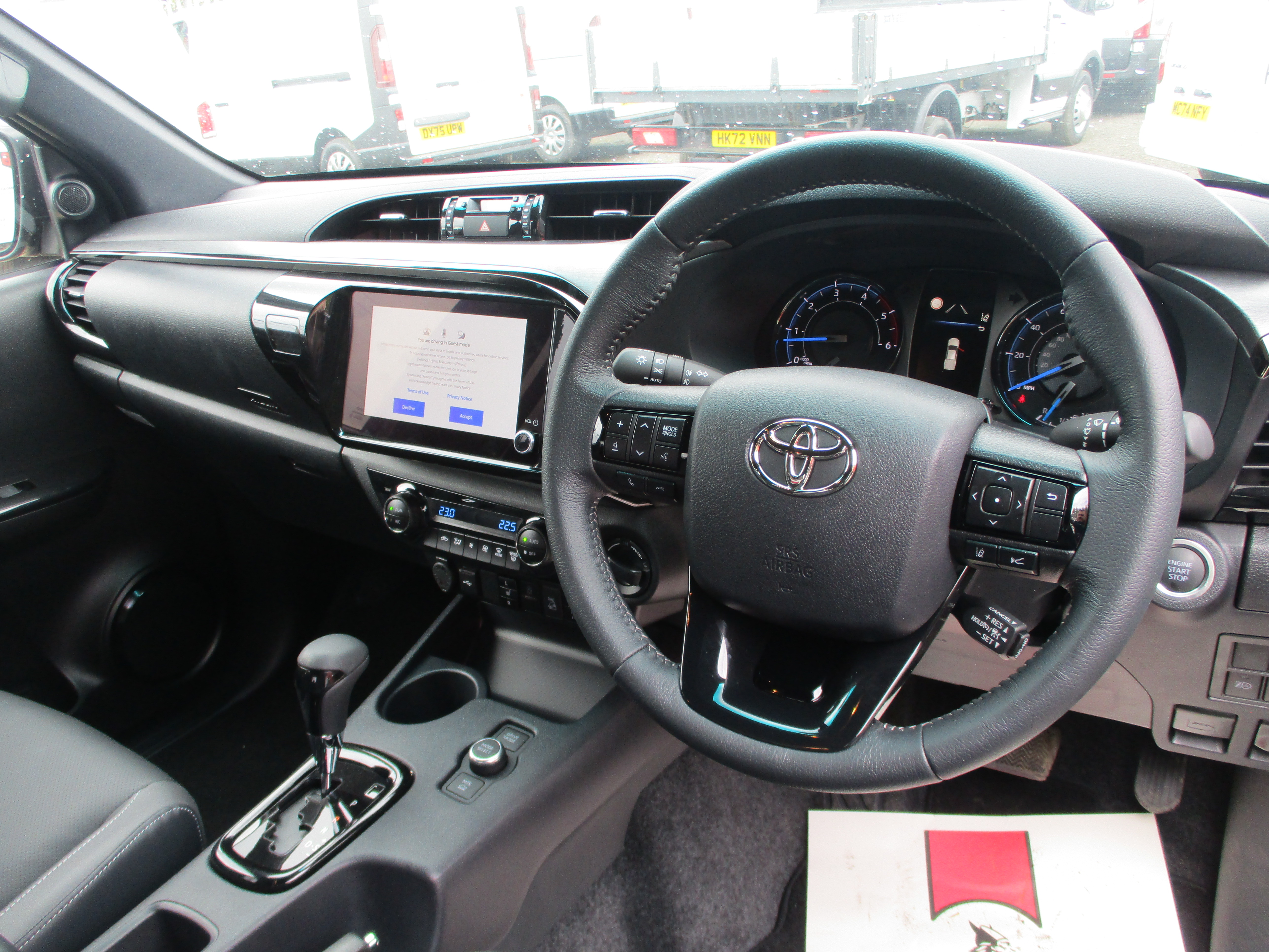 Toyota Hi Lux Invincible X 2.8 48V Mild Hybrid Double Cab Pick Up
