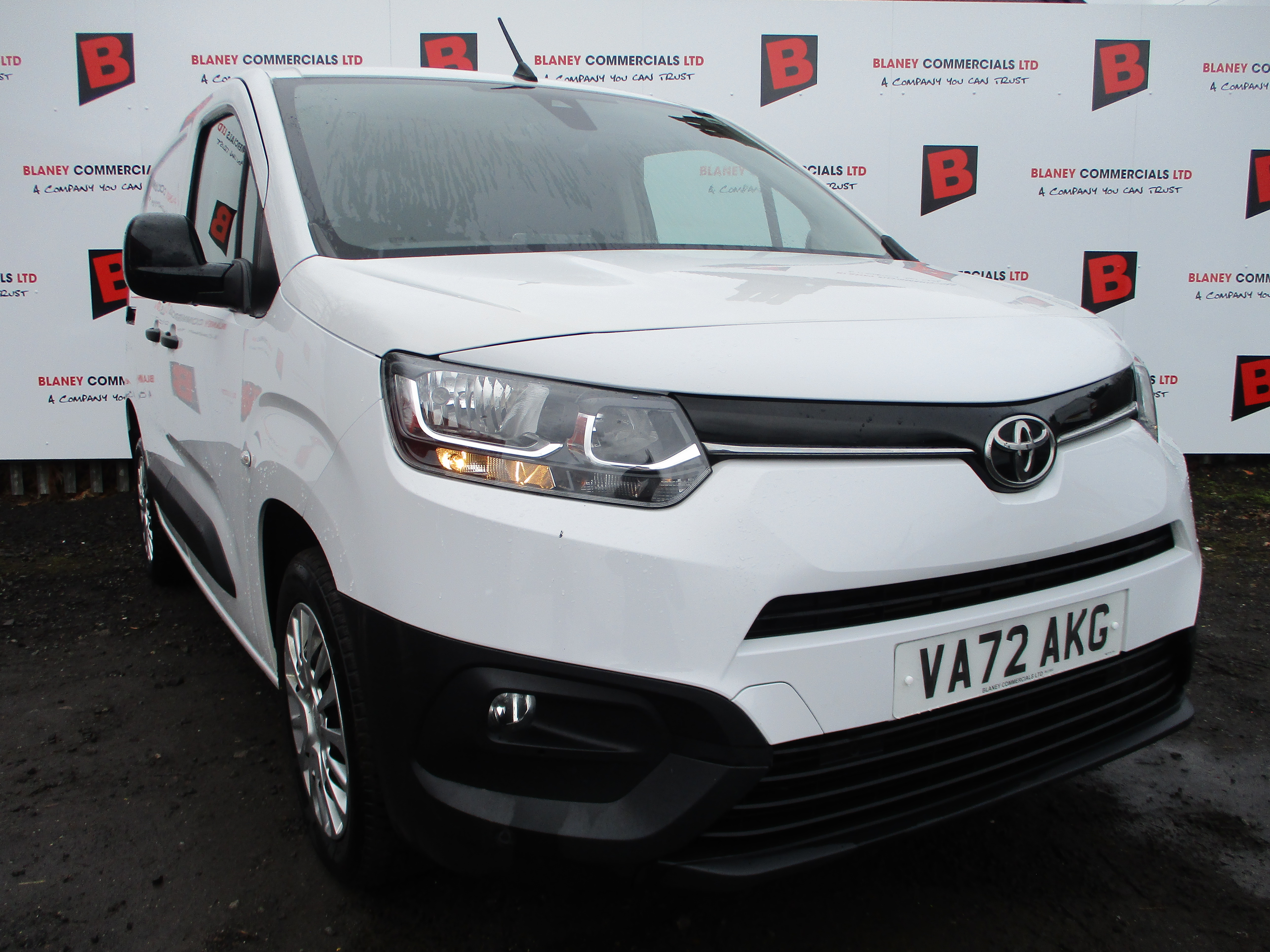 Toyota PROACE CITY L1 1.5 Diesel 100PS ICON Van (ONE OWNER FROM NEW !!)