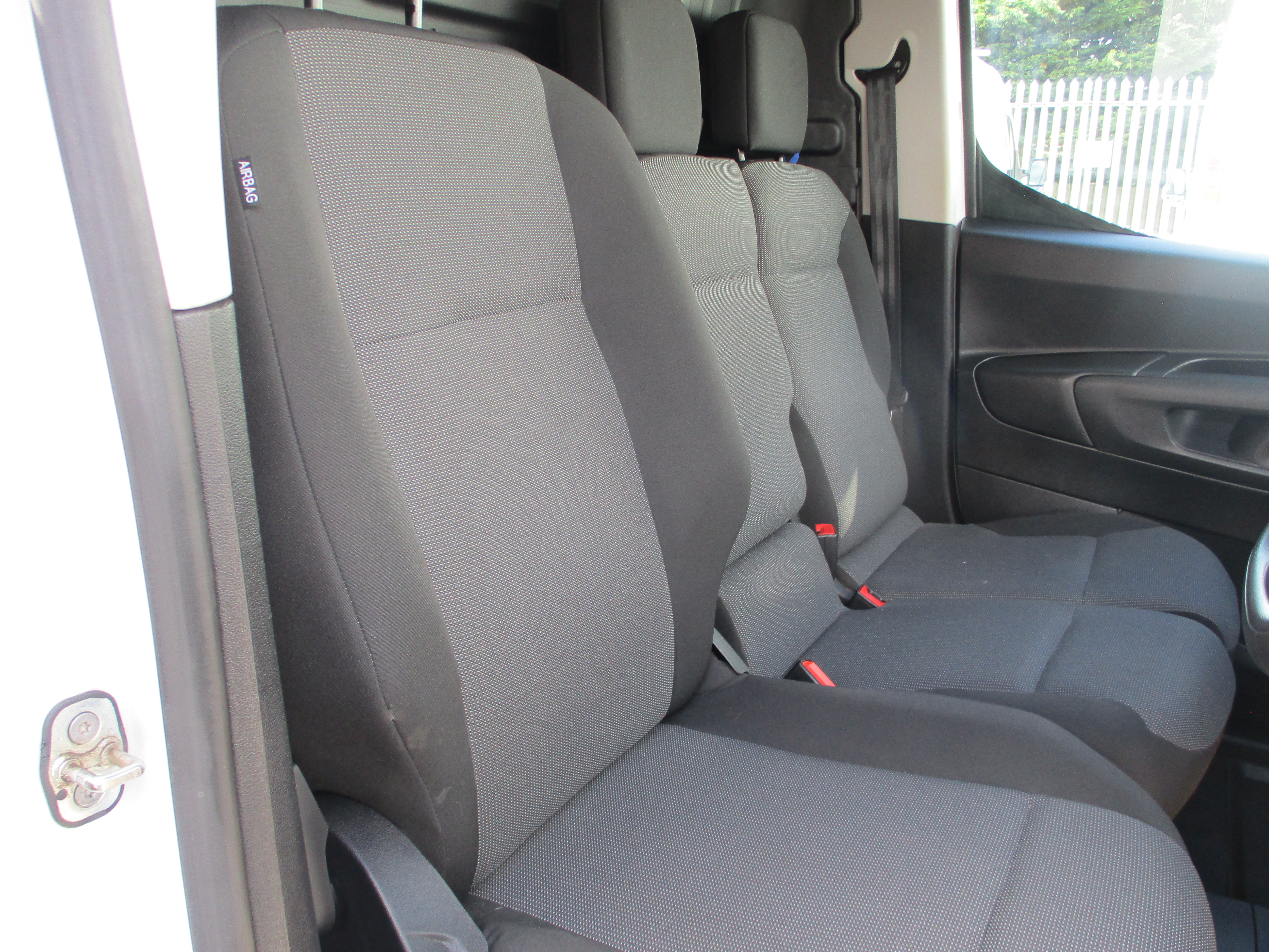 Toyota PROACE CITY L1 1.5 Diesel 100PS ICON Van (ONE OWNER FROM NEW !!)