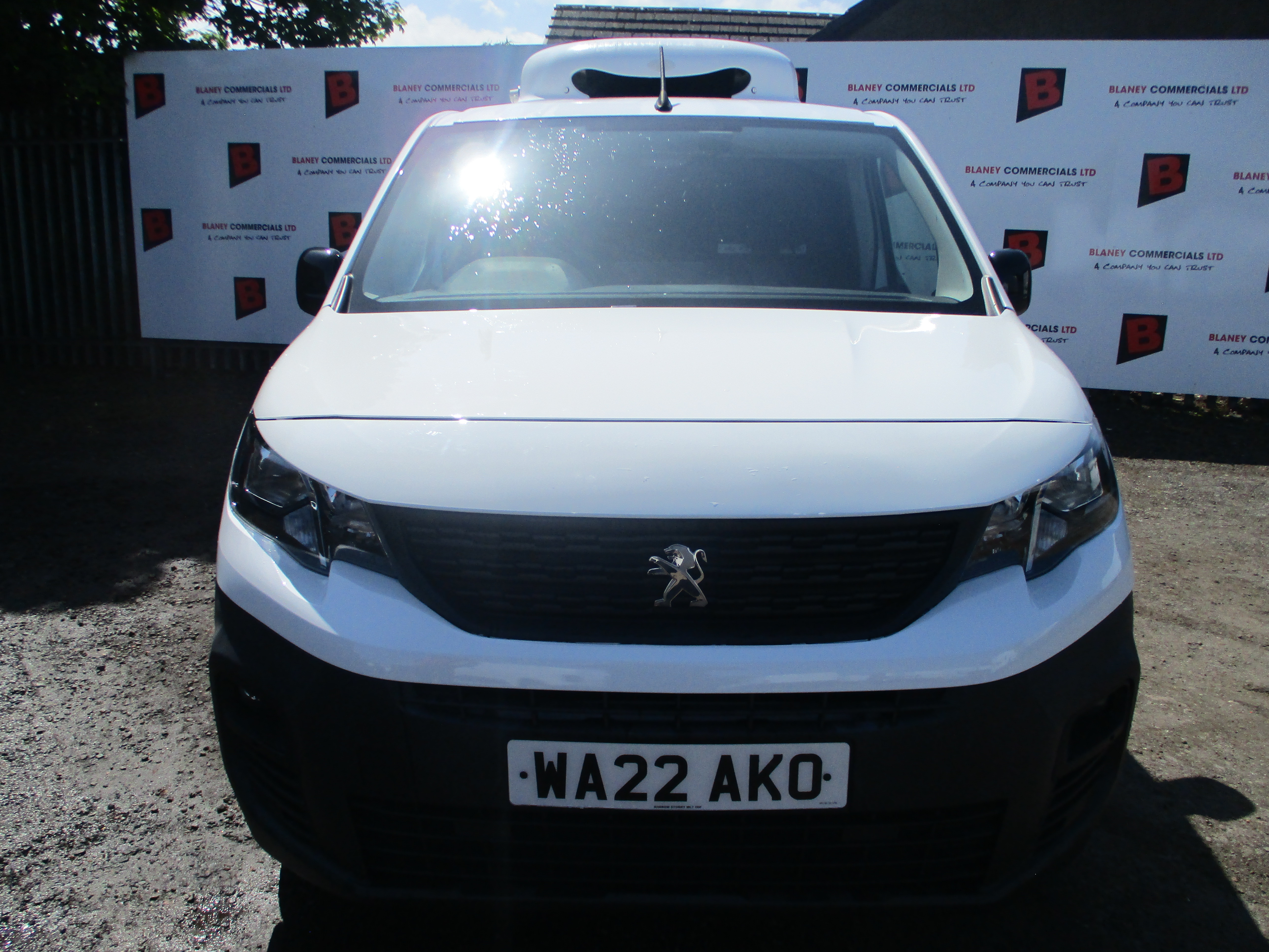 Peugeot Partner 1000kg 1.5 BlueHDi 100PS Professional Pro FRIDGE VAN