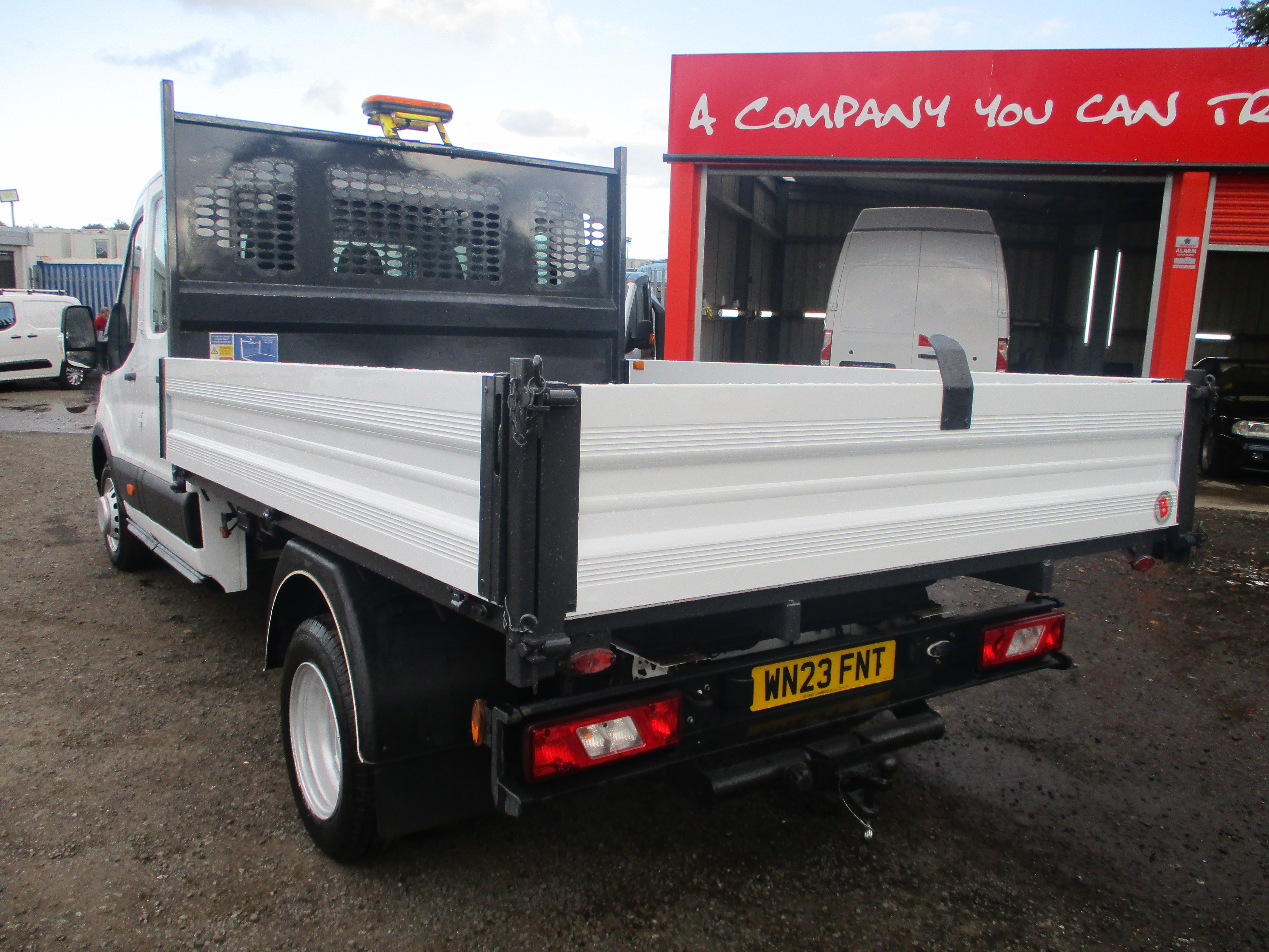 Ford Transit 350 2.0 EcoBlue 130PS L3 RWD DRW Double Cab Tipper (STILL IN FORD WARRANTY TILL 2026)