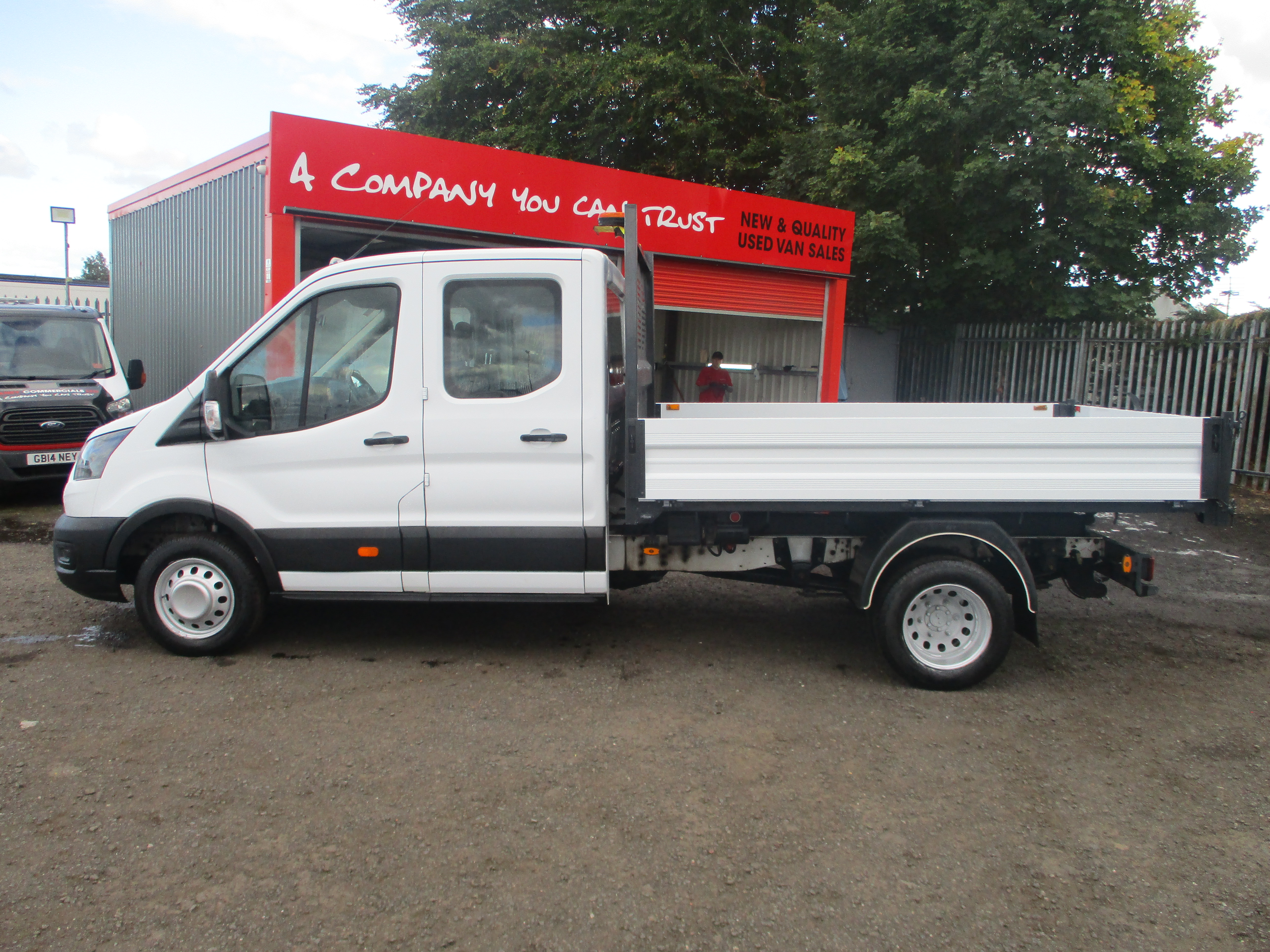 Ford Transit 350 2.0 EcoBlue 130PS L3 RWD DRW Double Cab Tipper (STILL IN FORD WARRANTY TILL 2026)