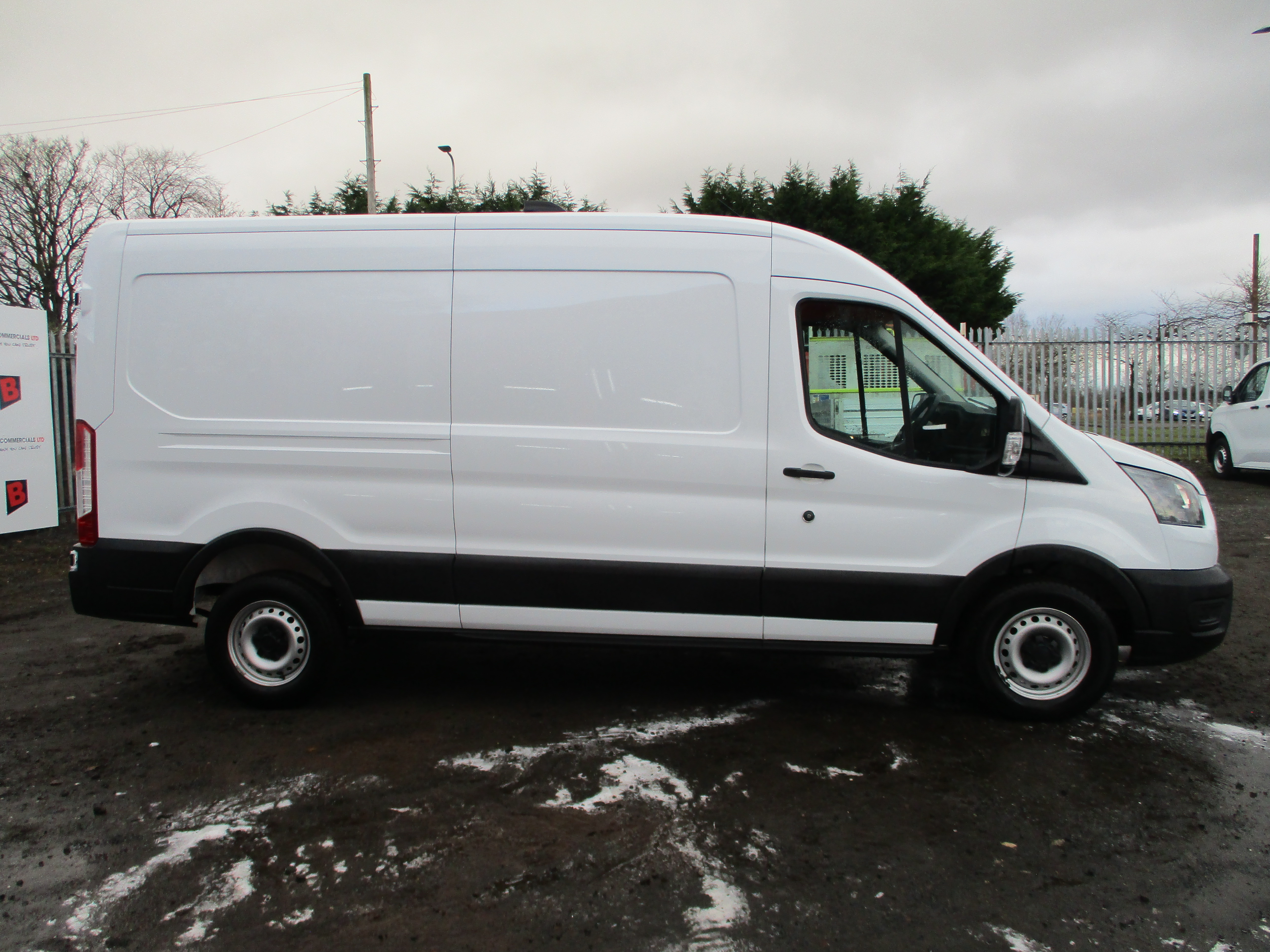 Ford Transit 350 L3H2 2.0 EcoBlue LWB Medium Roof 165PS AUTO Leader with Air Con Panel Van