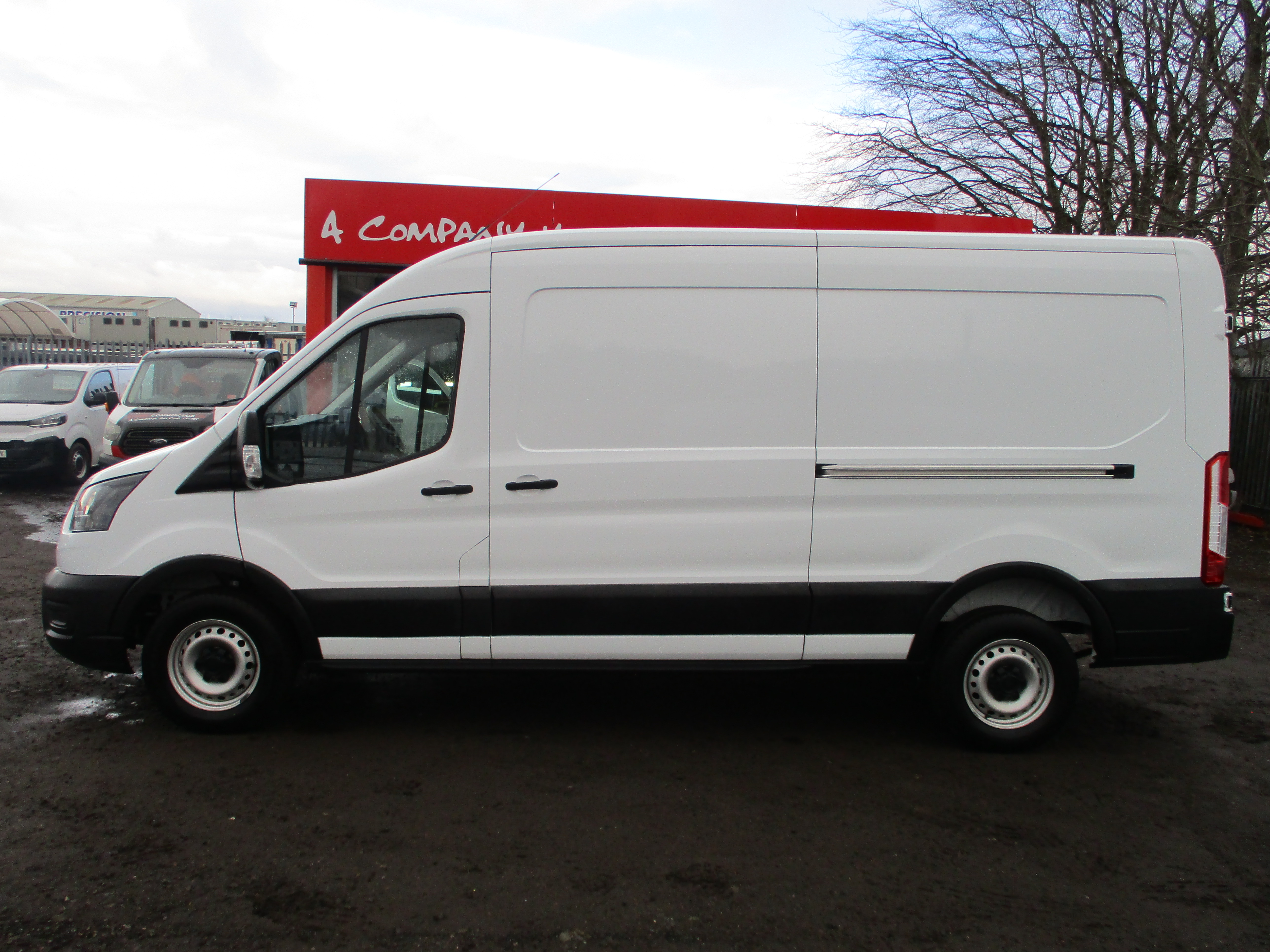 Ford Transit 350 L3H2 2.0 EcoBlue LWB Medium Roof 165PS AUTO Leader with Air Con Panel Van
