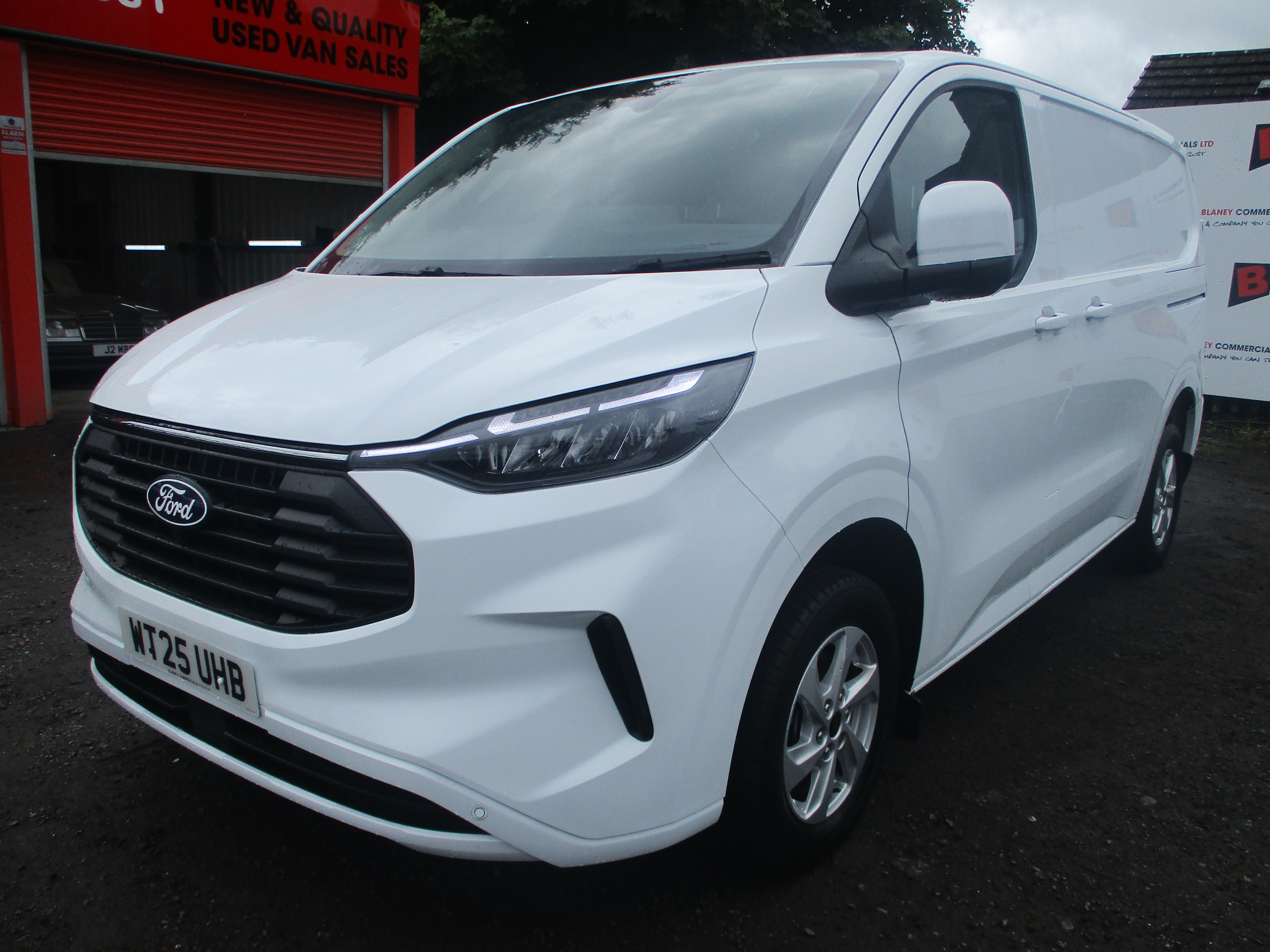 Ford Custom 300 L1H1 2.0 EcoBlue 136PS Limited Van (ONE OWNER FROM NEW)