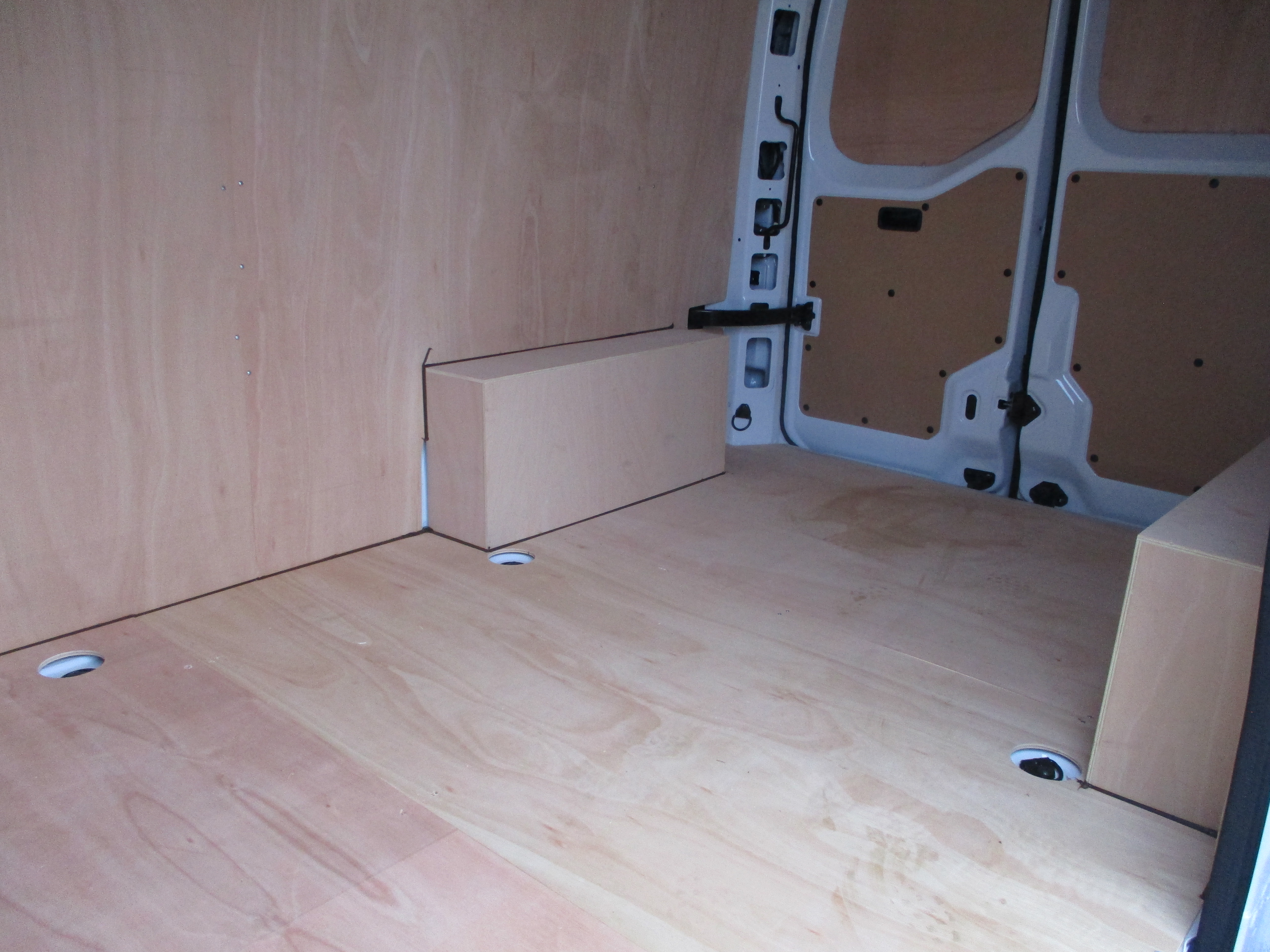 Renault Master MM35 Blue dCi 130PS Advance Van MWB Medium Roof  (Pre Reg & Ply Lined)