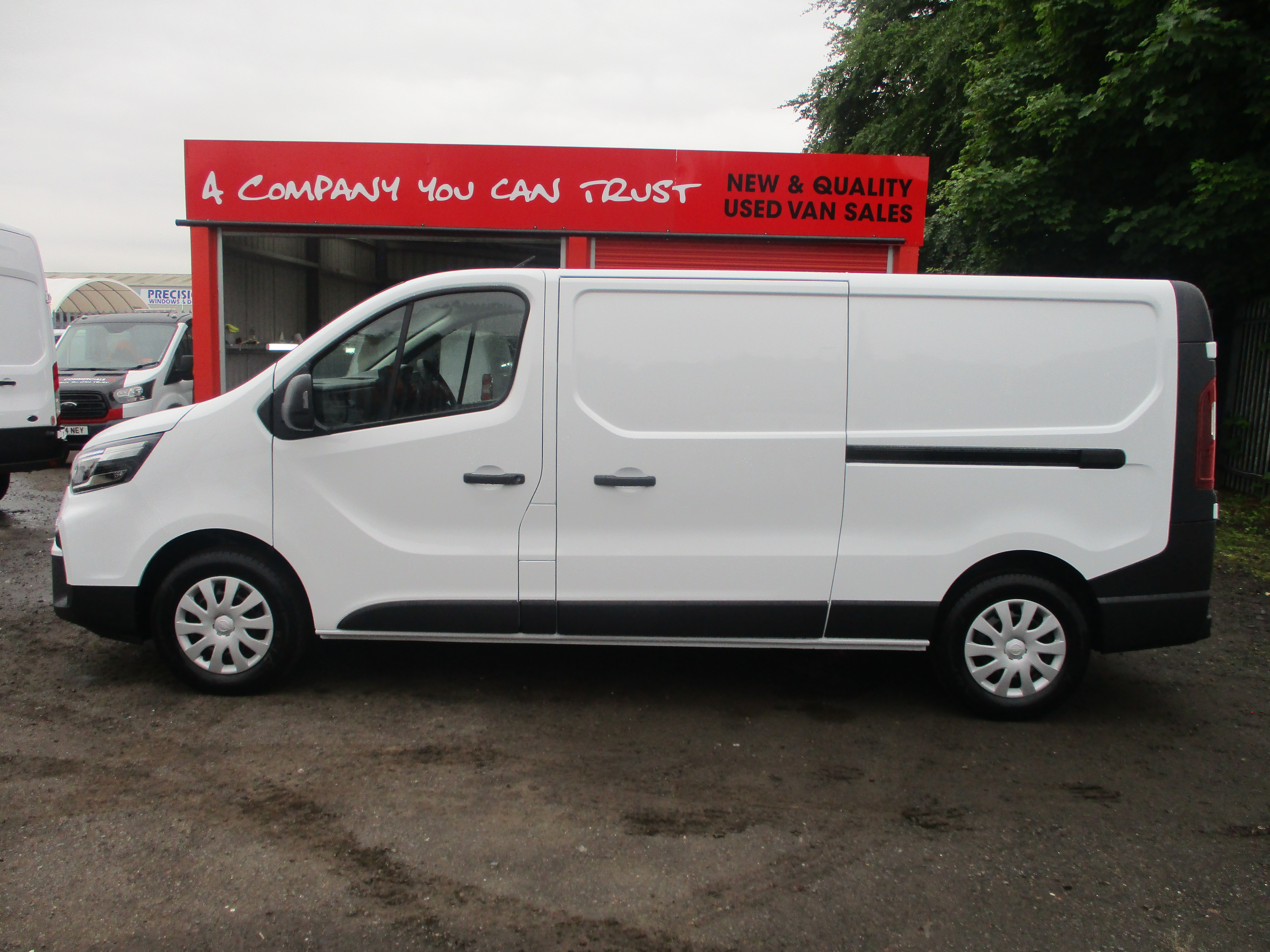 Nissan Primaster L2 LWB 2.0 dCi 110PS Acenta Van (5 YEAR WARRANTY  !!)