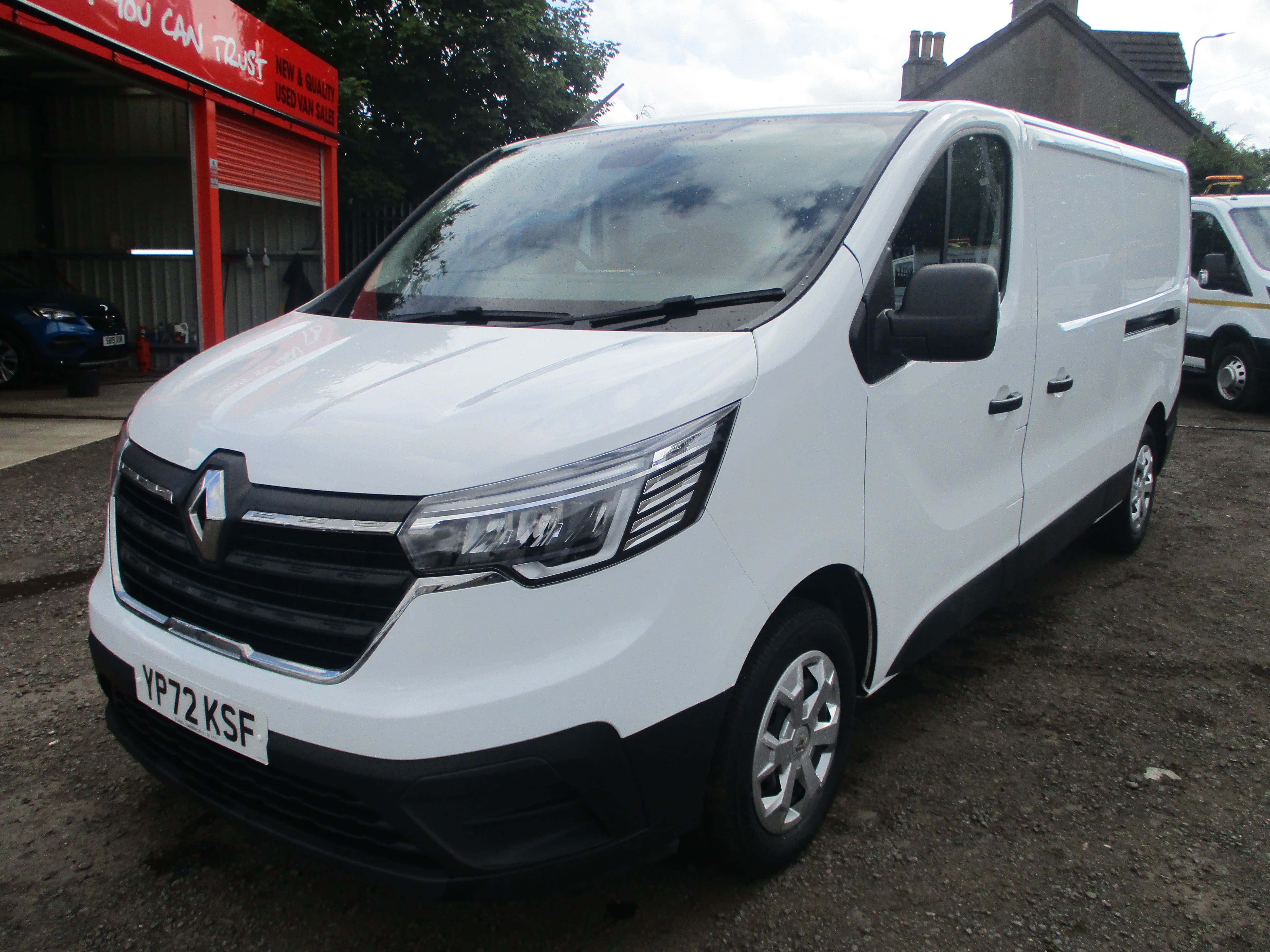 Renault Trafic LL30 BluedCi 130PS Business Panel Van (FULL SERVICE HISTORY !)